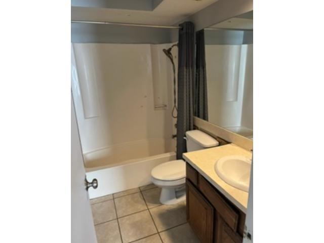 1717 S Cypress St Apt 412 #412, Wichita, KS 67207