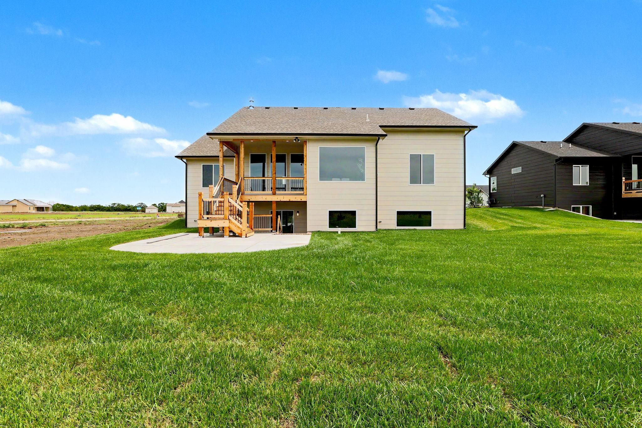3263 N Bedford St, Wichita, KS 67226