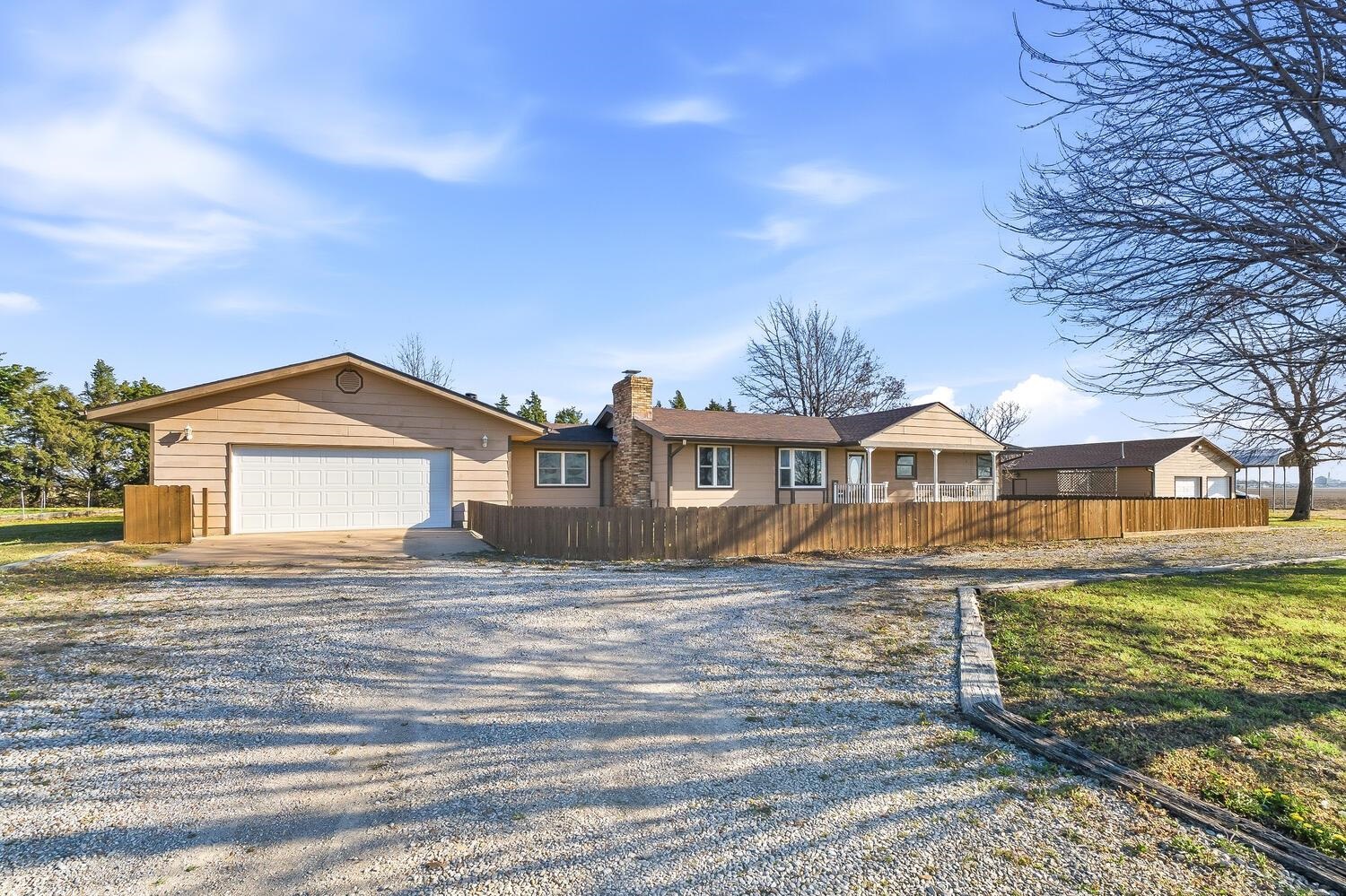 2416 W 111th St S, Peck, KS 67120