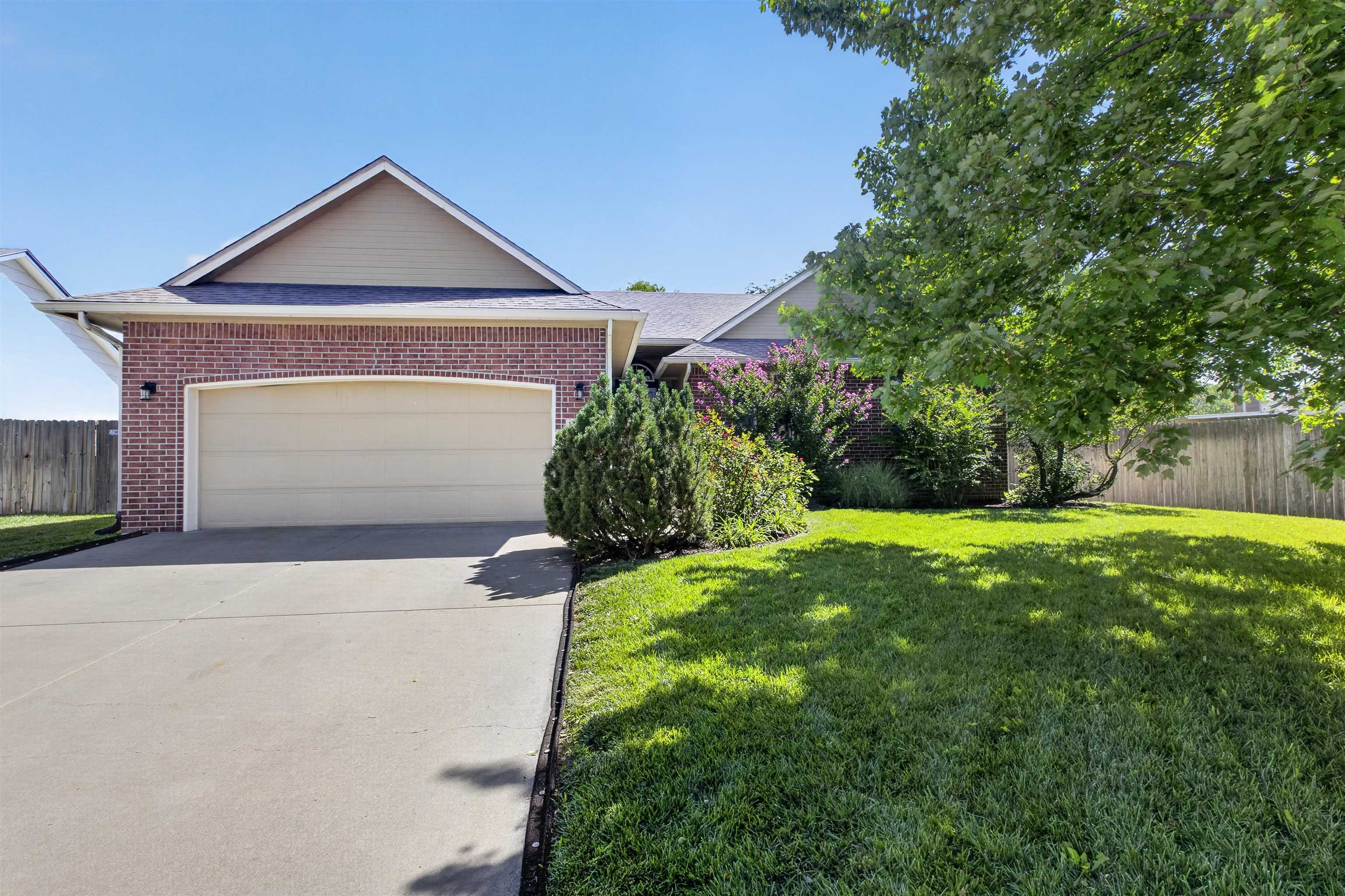 10502 W Taft St, Wichita, KS 67209