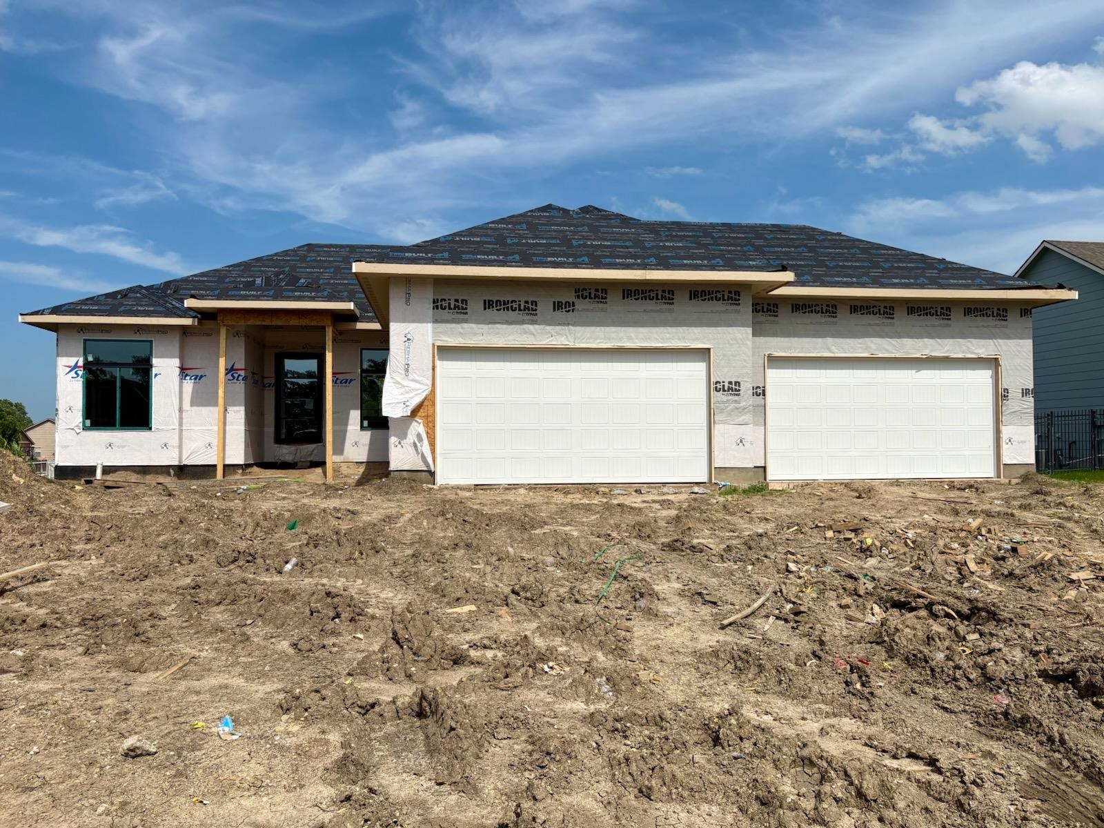 1526 N Shadow Rock Dr, Andover, KS 67002