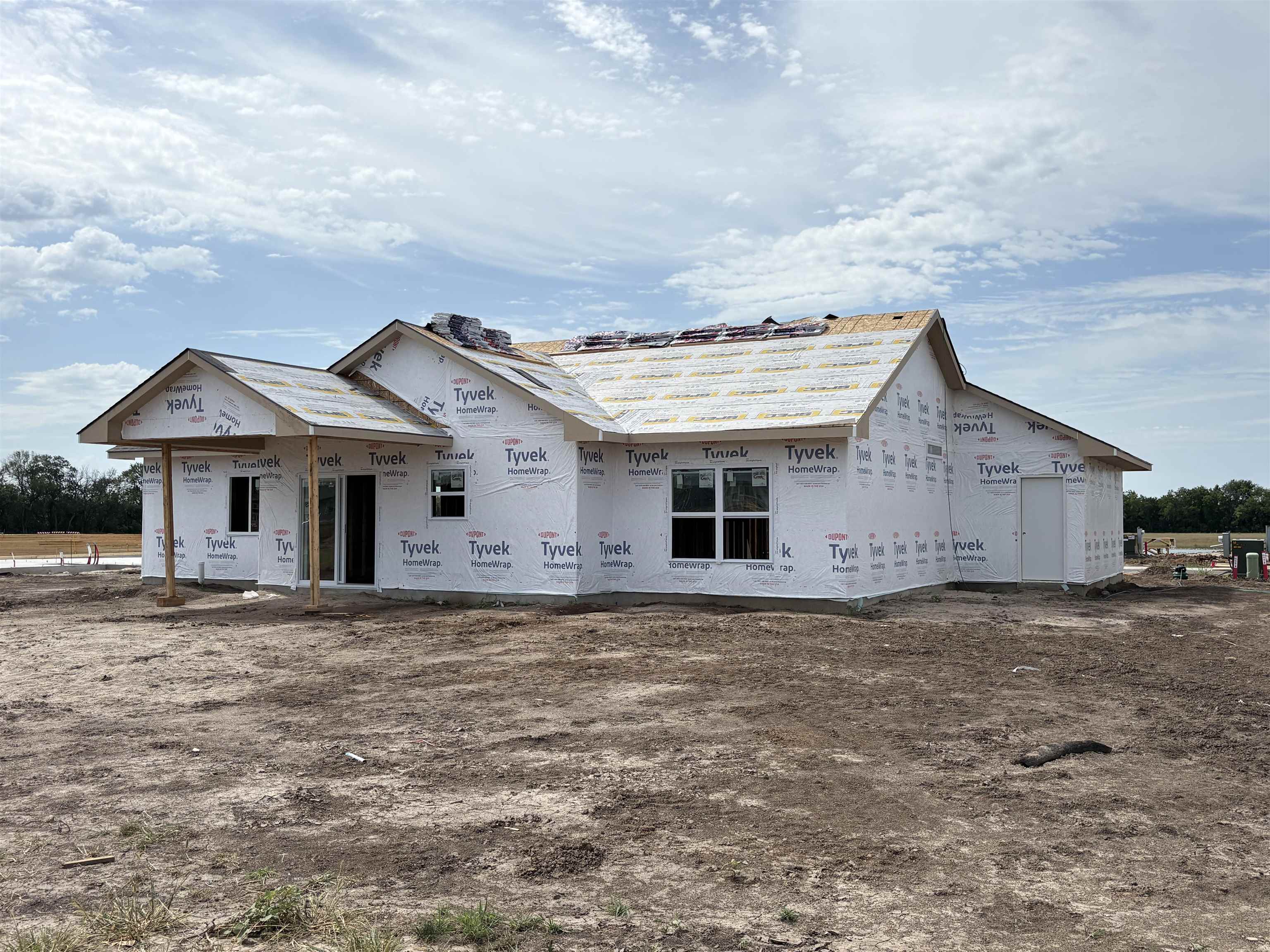 136 E Hickam St, Derby, KS 67037