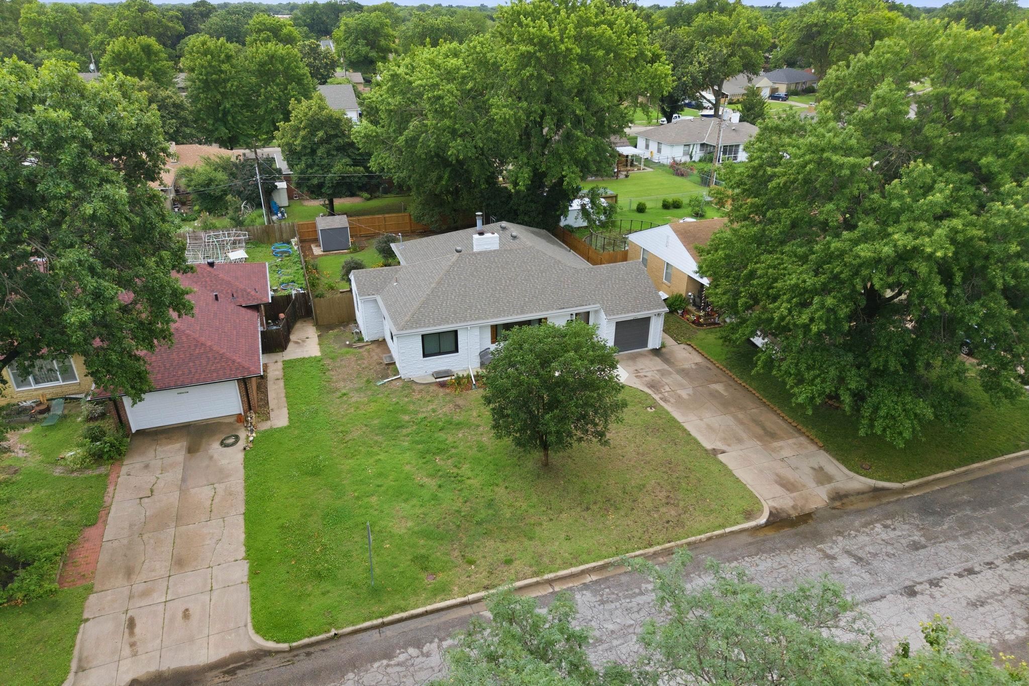 2917 E Rivera, Wichita, KS 67211