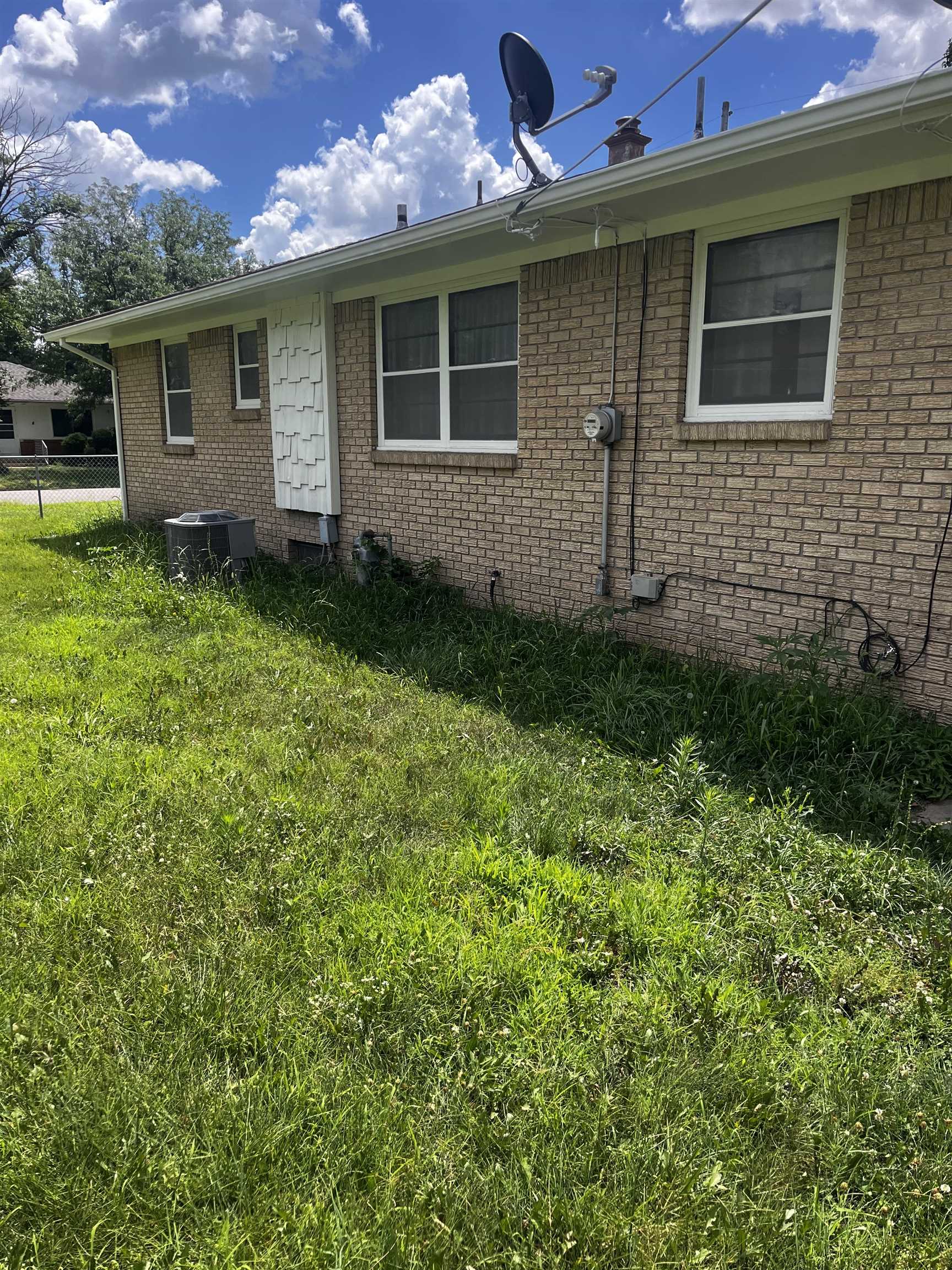 1600 W 4th, Newton, KS 67114