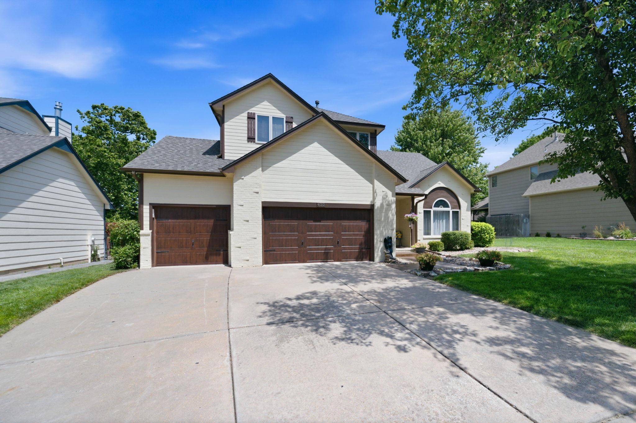 422 N Jaax Ct, Wichita, KS 67235