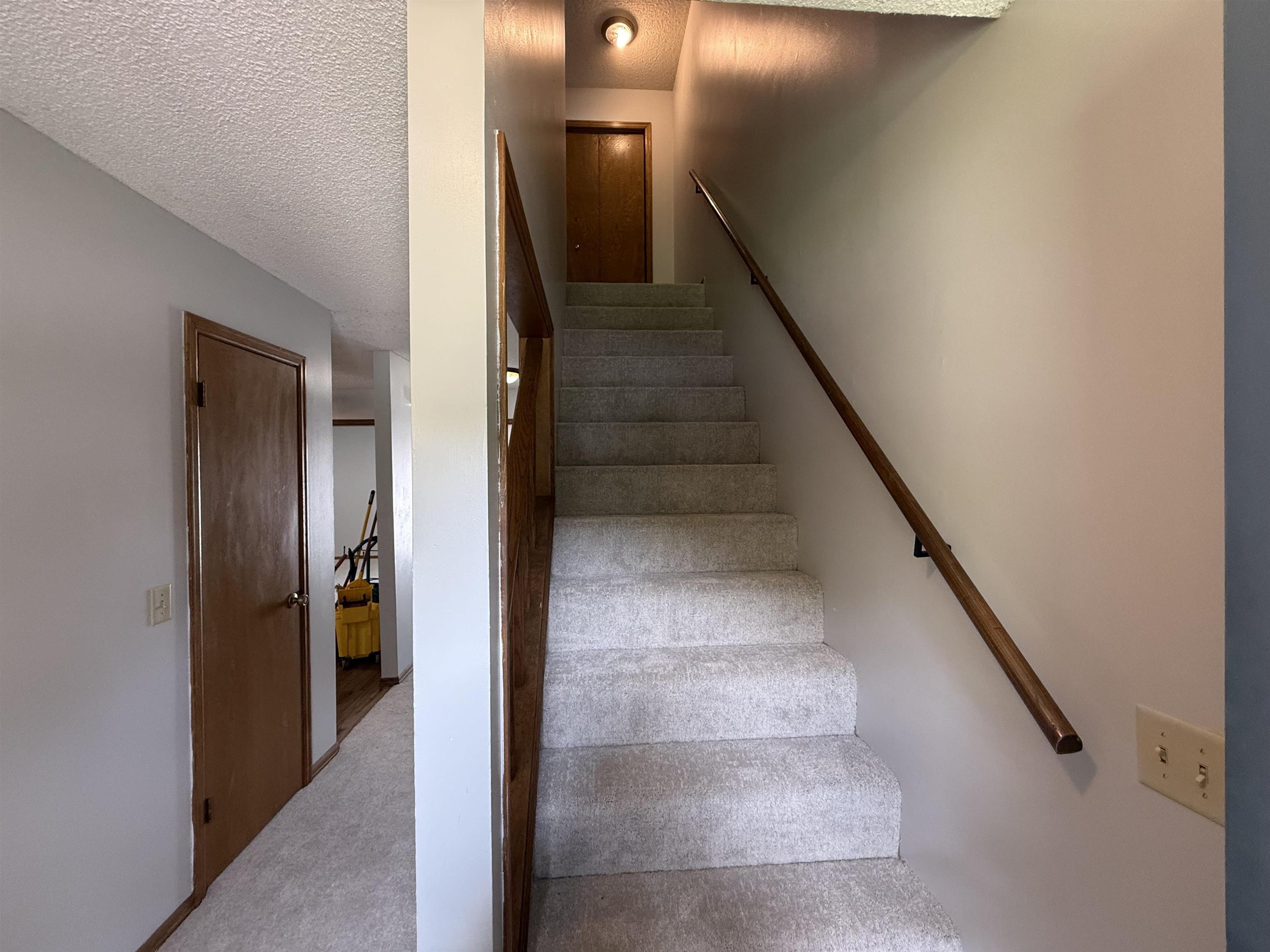 140 - 142 E Wood Ave, Clearwater, KS 67026