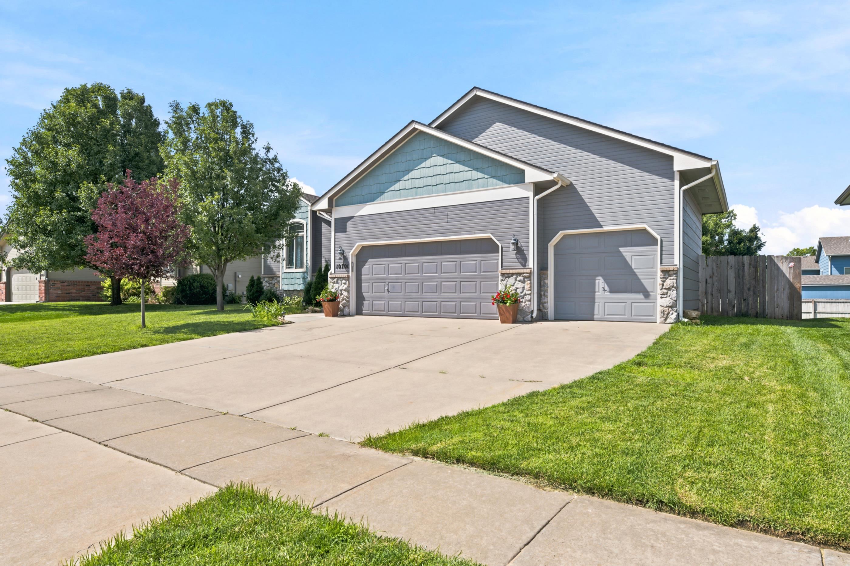 10701 W Dallas, Wichita, KS 67215