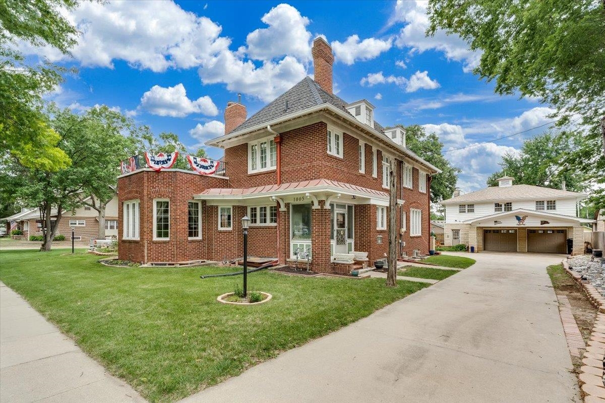 1005 W Central Ave #1005 1/2 W Central Ave, El Dorado, KS 67042
