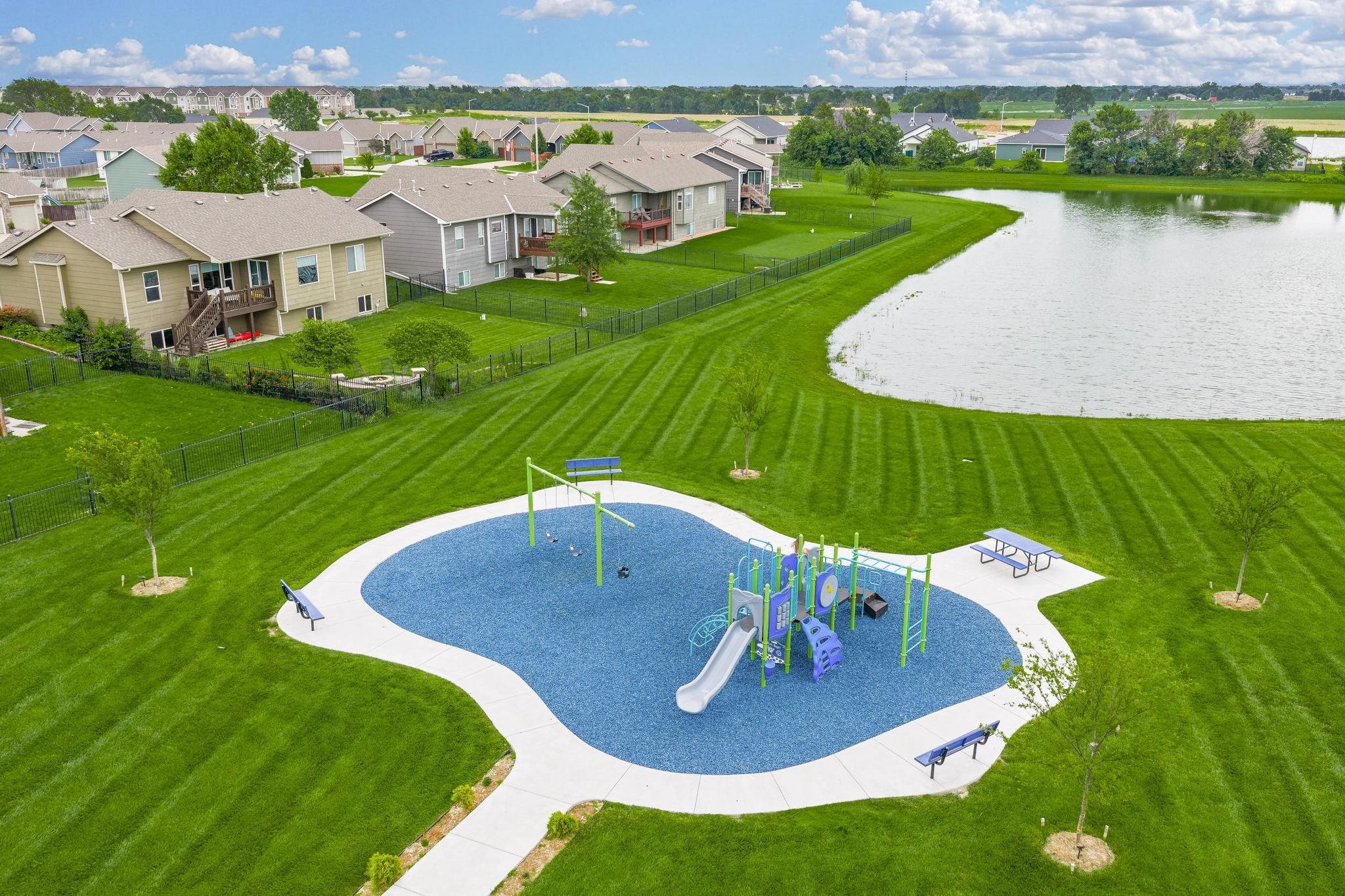 4415 N Cassie, Maize, KS 67101