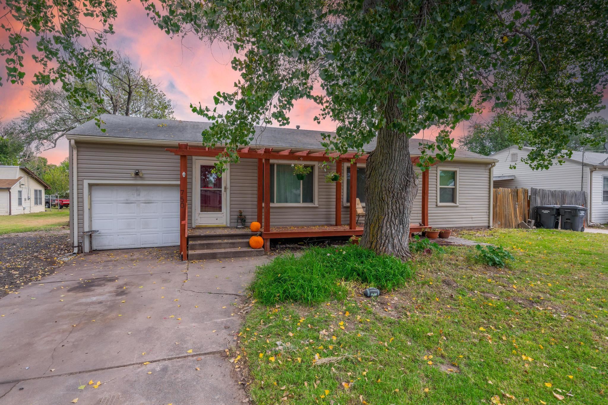 750 N Bebe, Wichita, KS 67212