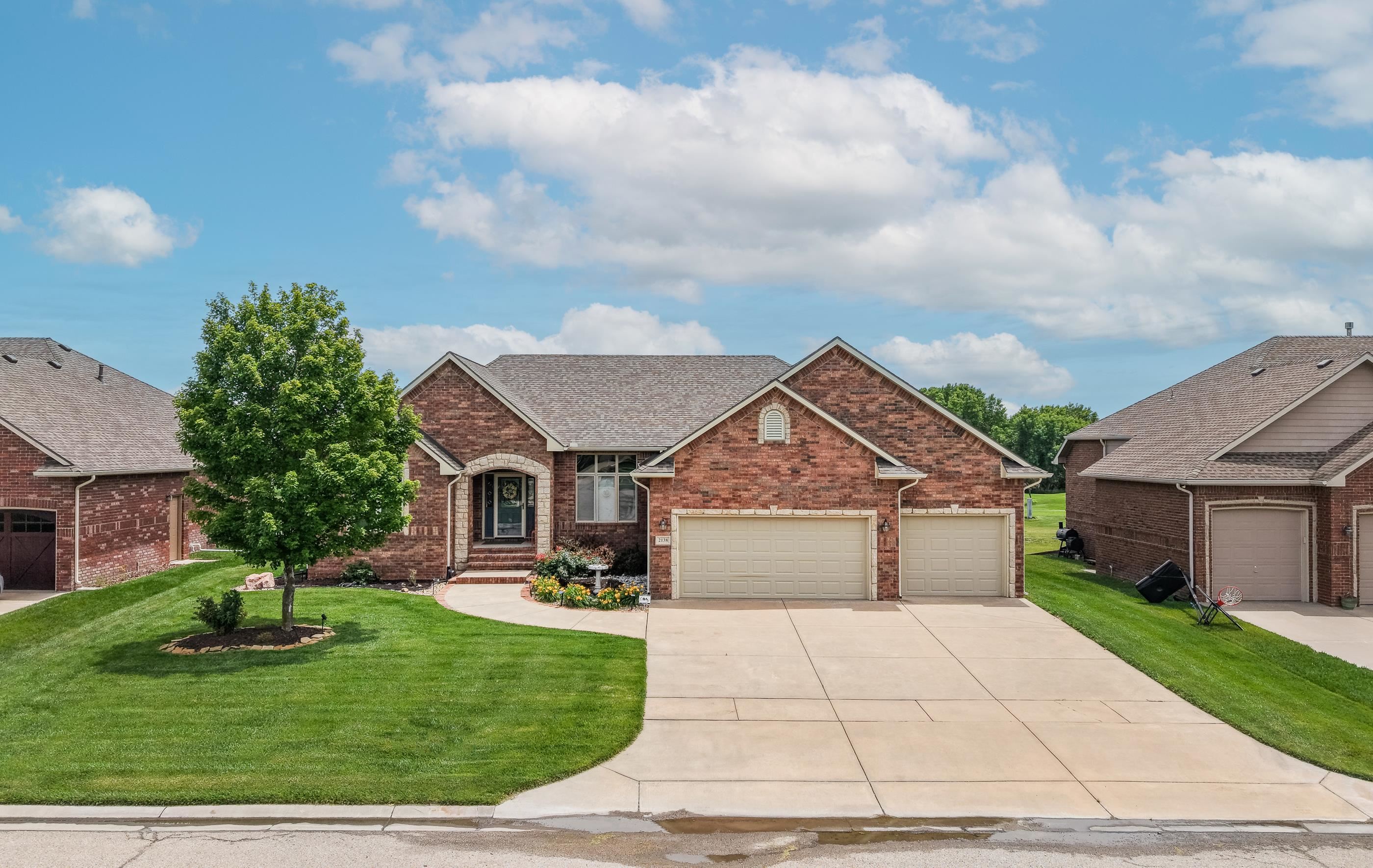 2138 S Sierra Hills Cir, Wichita, KS 67230
