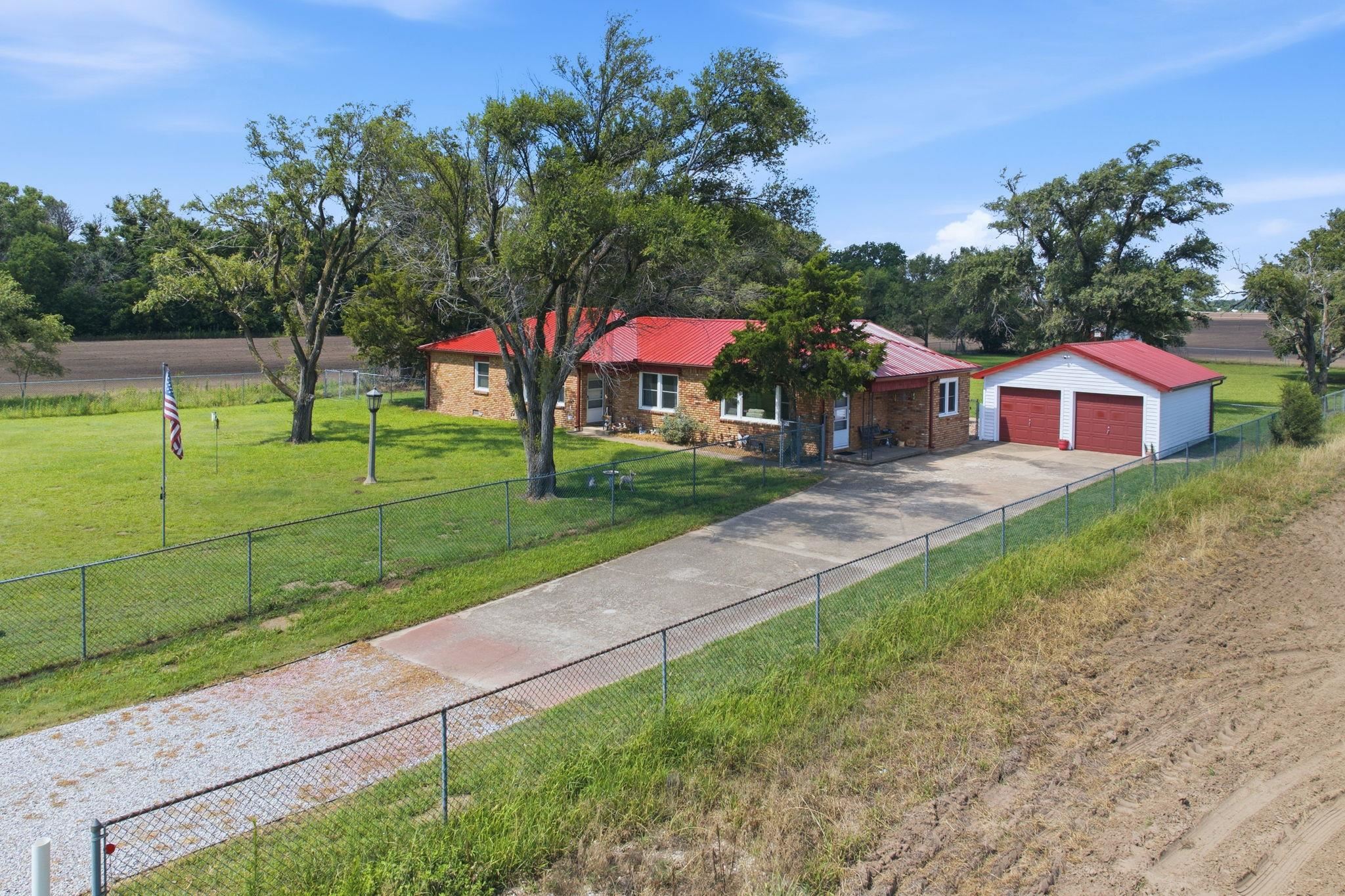 5855 N Tyler Rd, Maize, KS 67101
