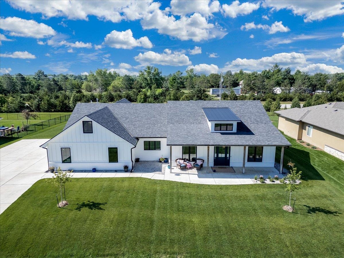 1521 E Elk Ridge Ave, Goddard, KS 67052
