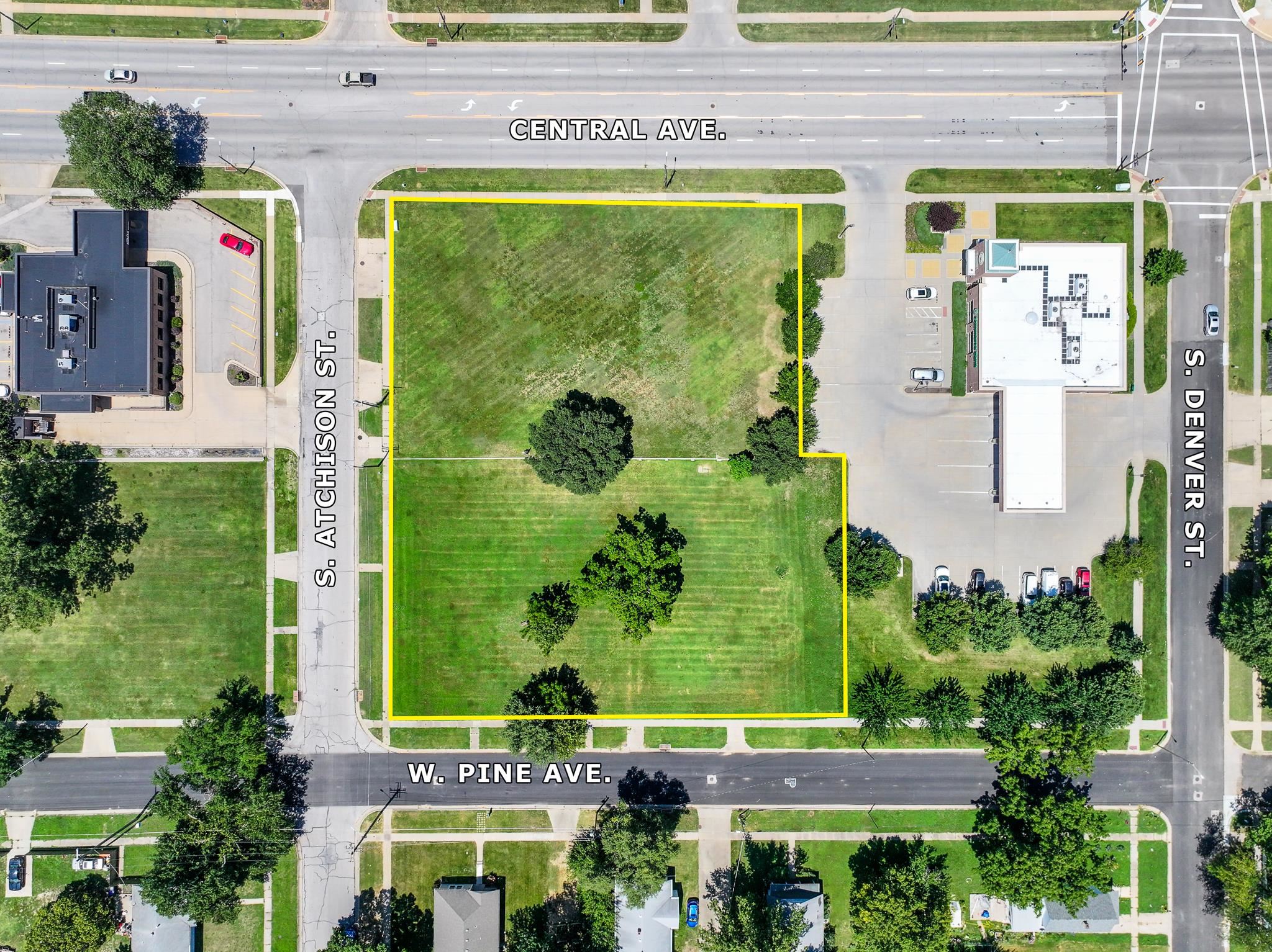 635 W Central Ave, El Dorado, KS 67042