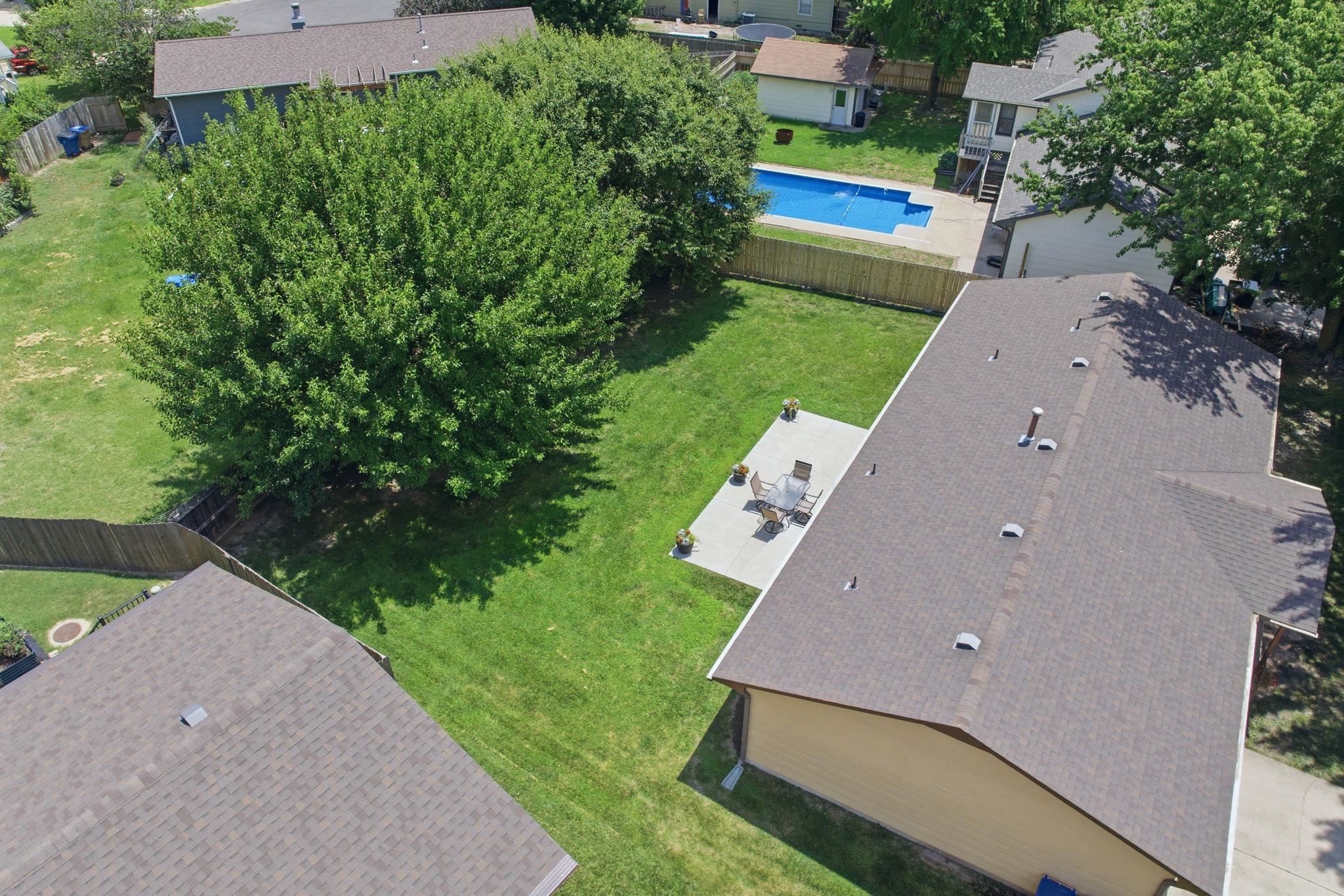 328 N Commanche Dr, Kechi, KS 67067