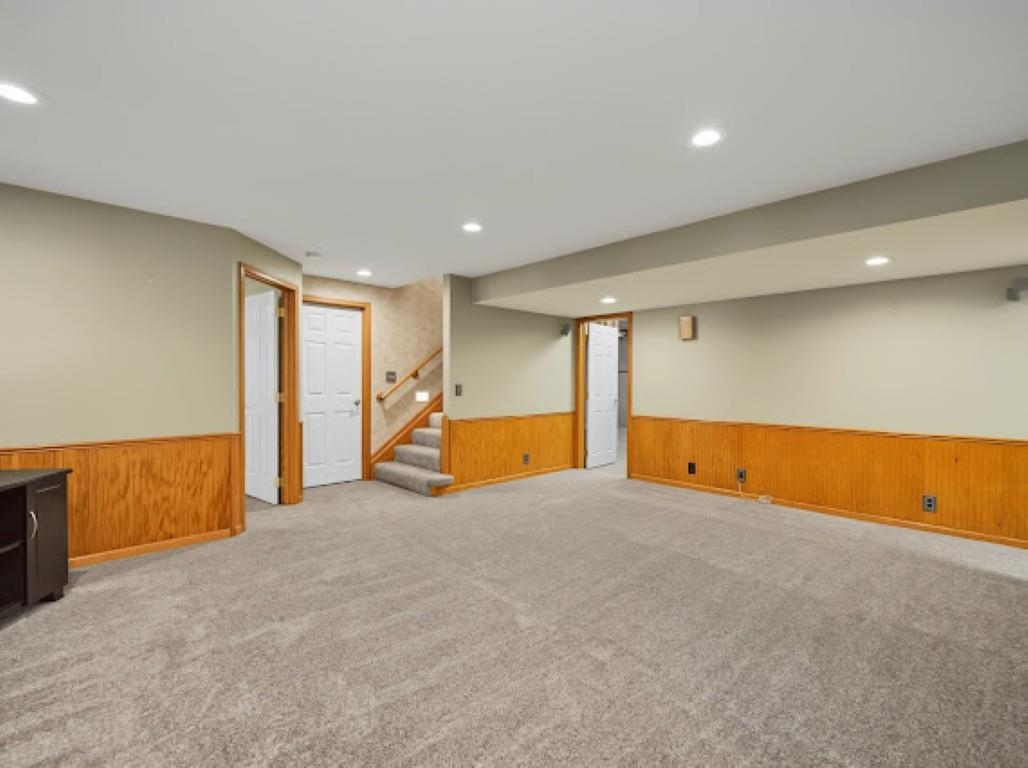 421 S Estates Dr, Salina, KS 67401