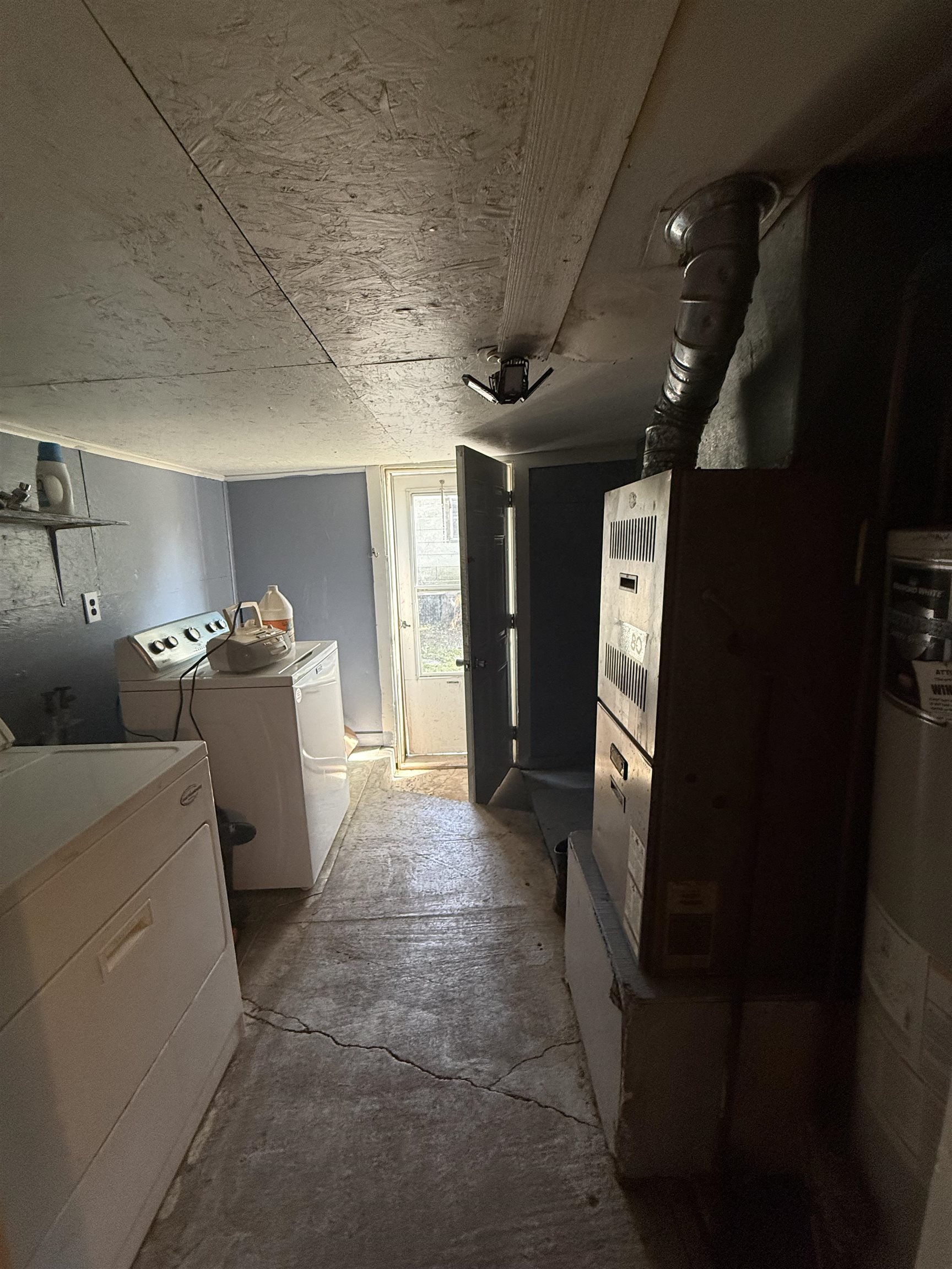 204 N Iowa St, Winfield, KS 67156
