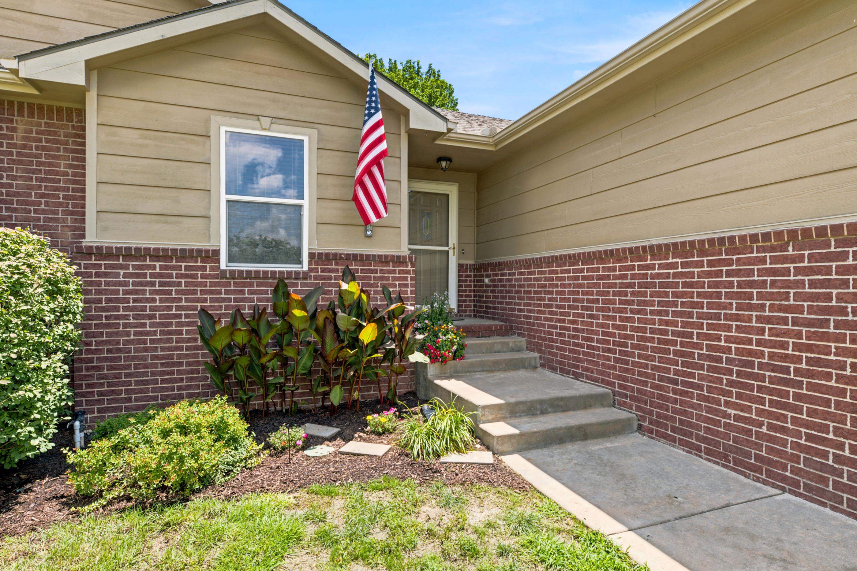 2635 E Sunnyslope, Park City, KS 67219