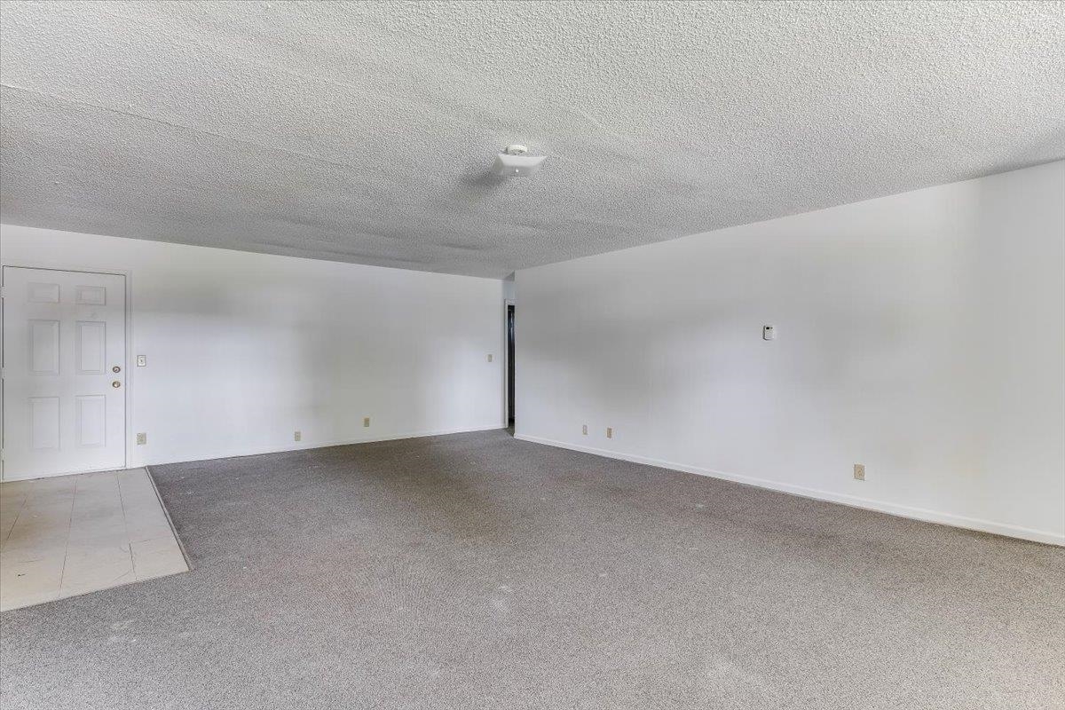 7028 W Frazier, Wichita, KS 67212