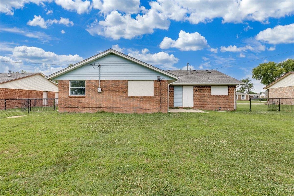7028 W Frazier, Wichita, KS 67212