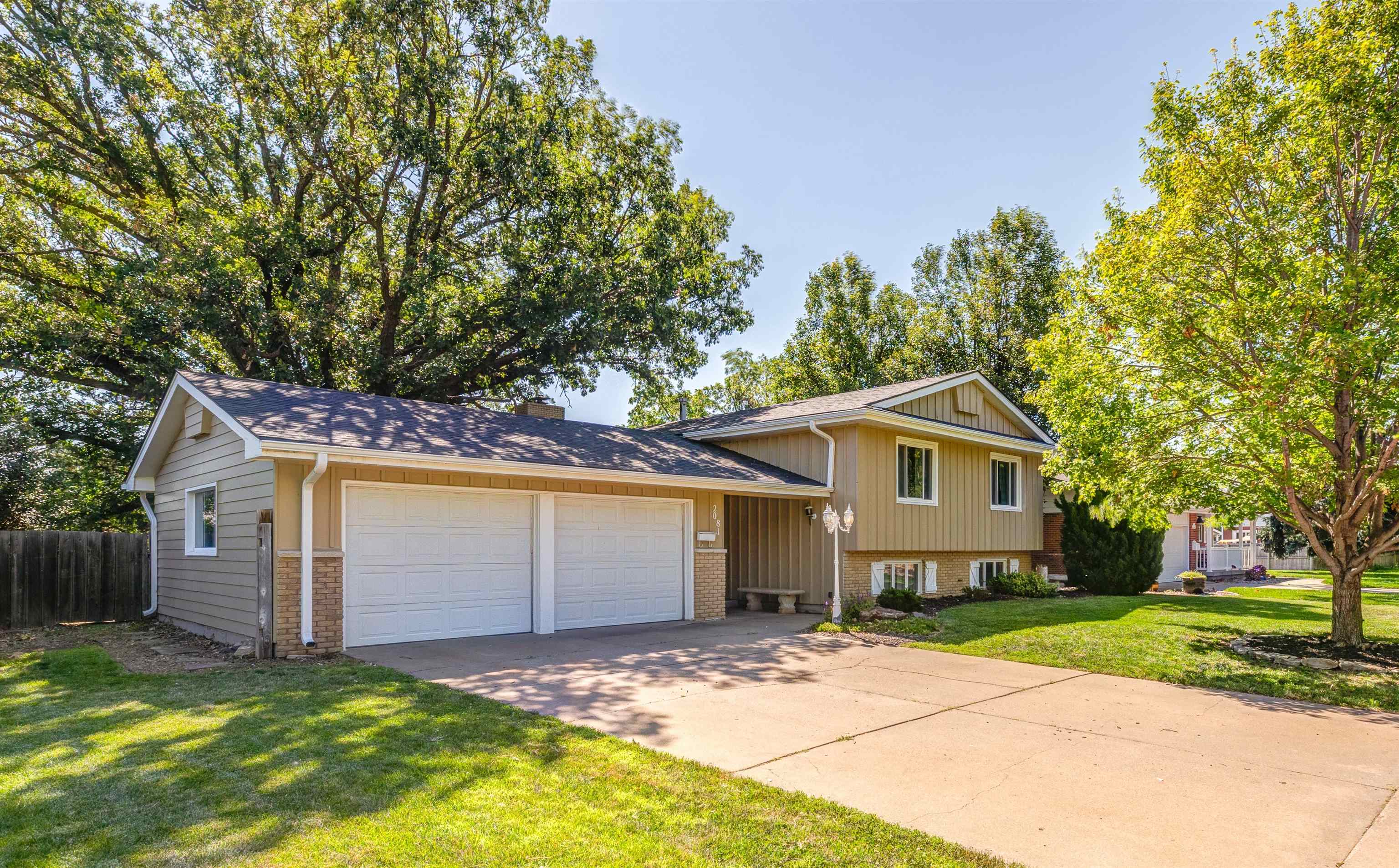 2081 Leland Way, Salina, KS 67401