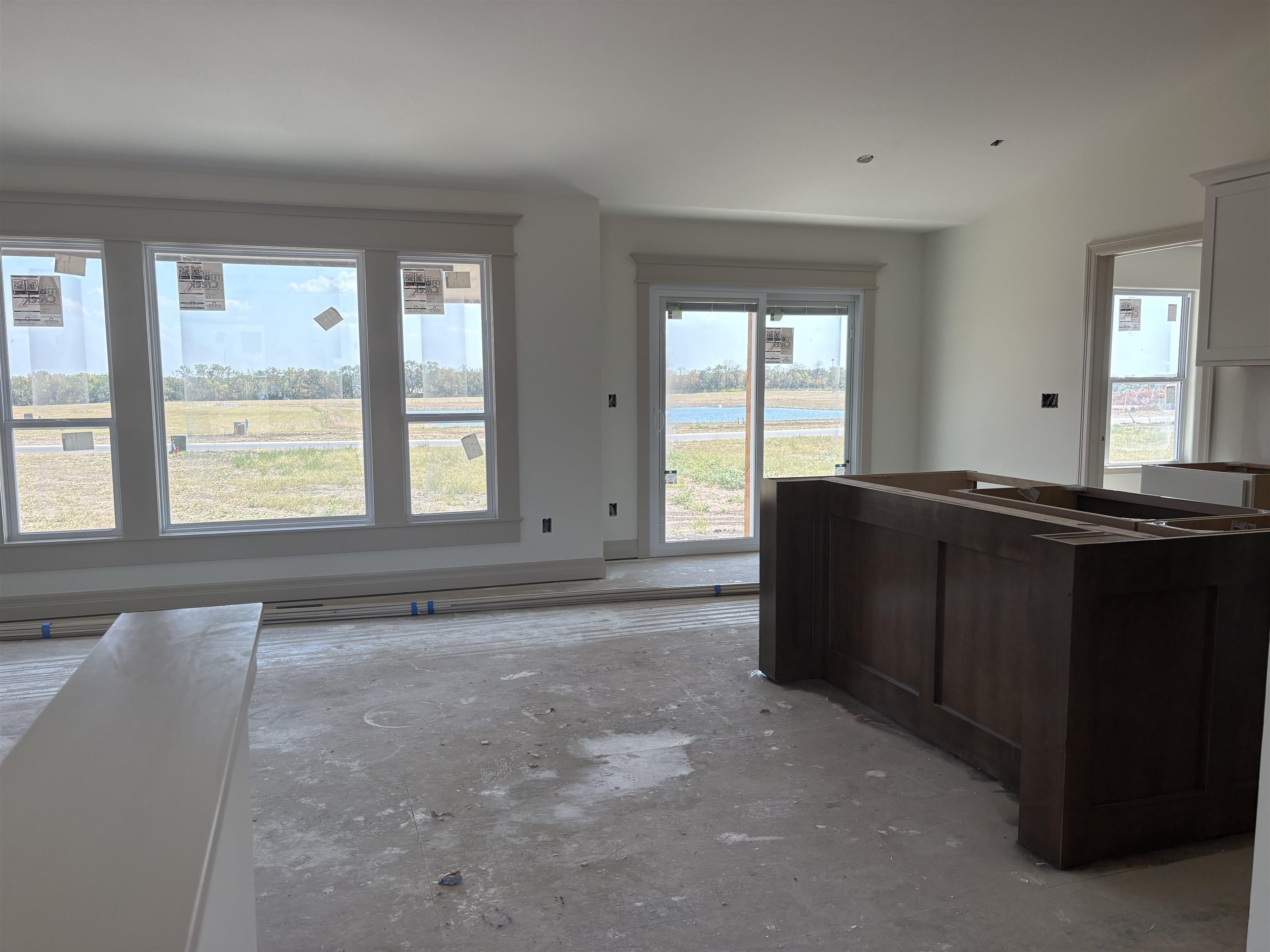 213 E Hanscom St, Derby, KS 67037