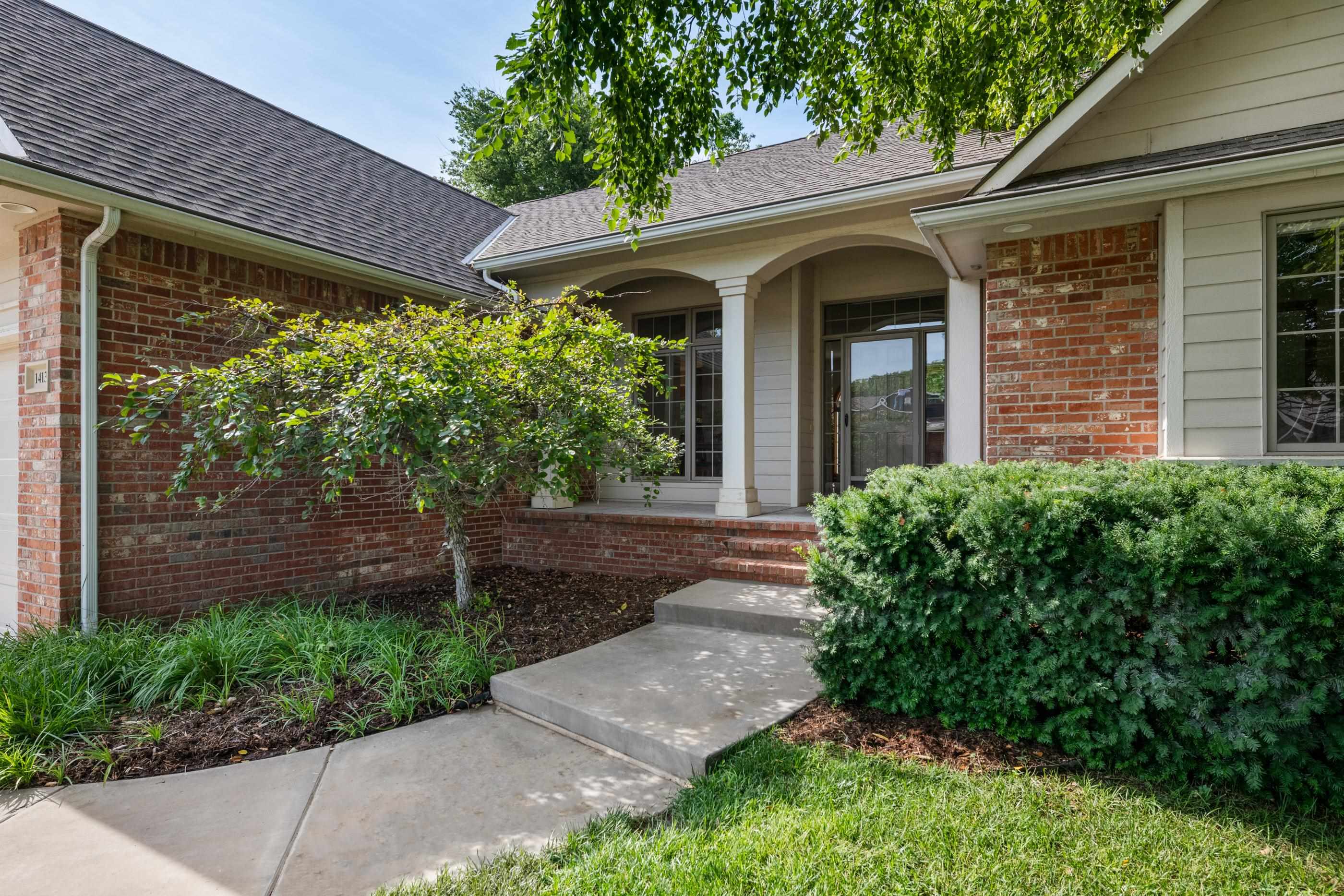 14137 W Bluegrass Ct, Wichita, KS 67235