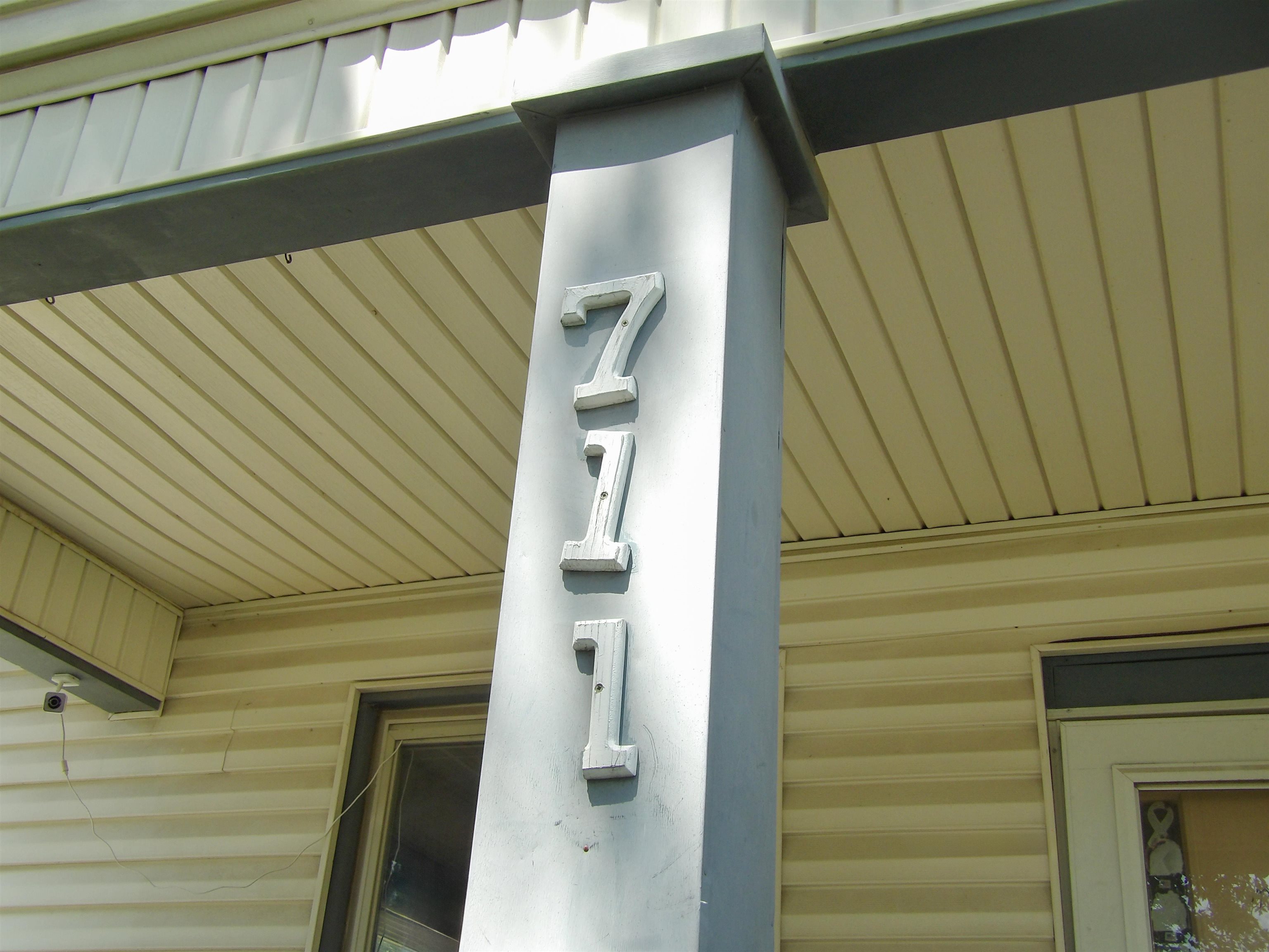 711 S Summit #710 S 1st, Arkansas City, KS 67005-6354