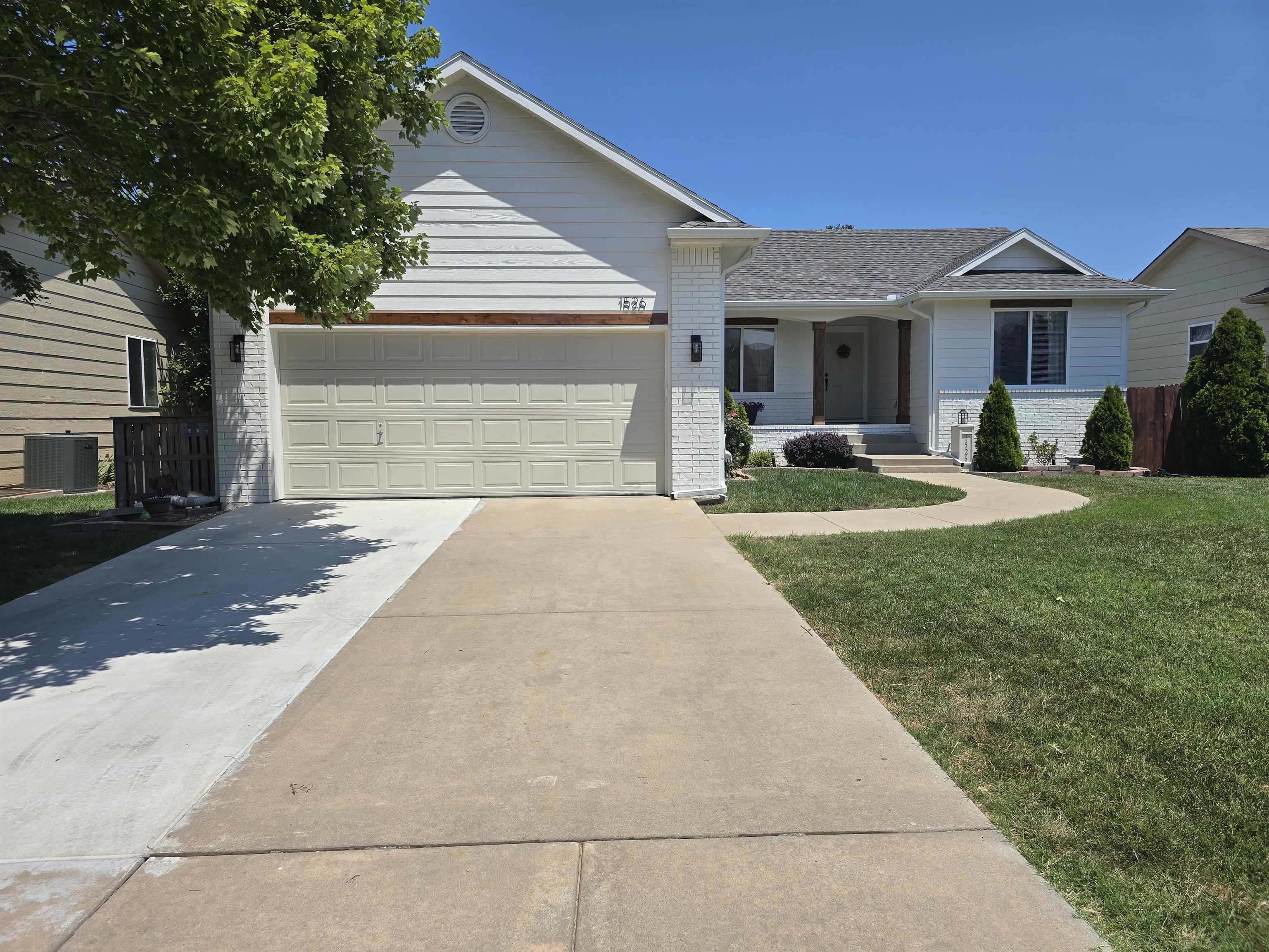 1526 E Cedar Tree, Park City, KS 67219