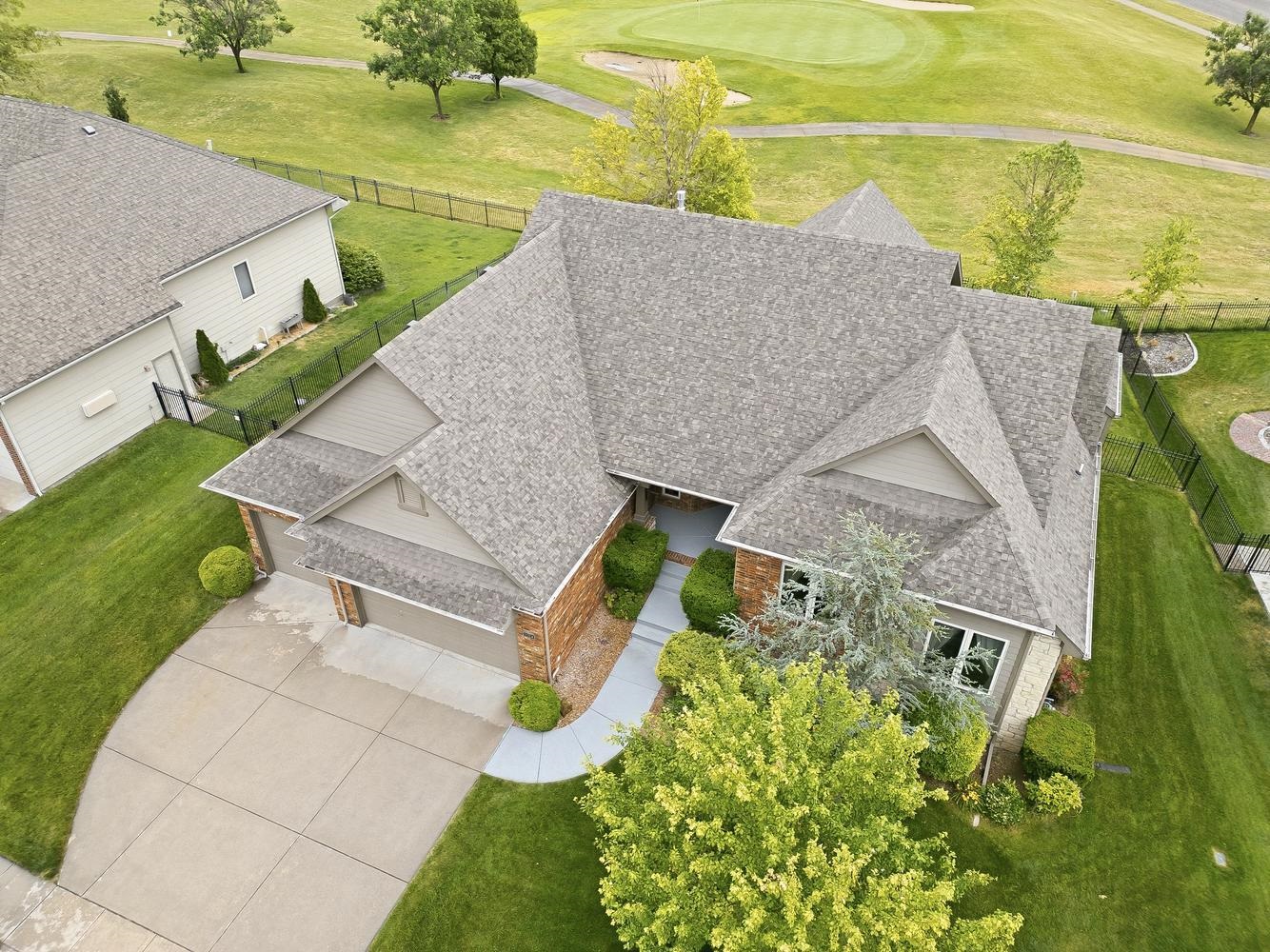 2224 N Rough Creek Rd, Derby, KS 67037