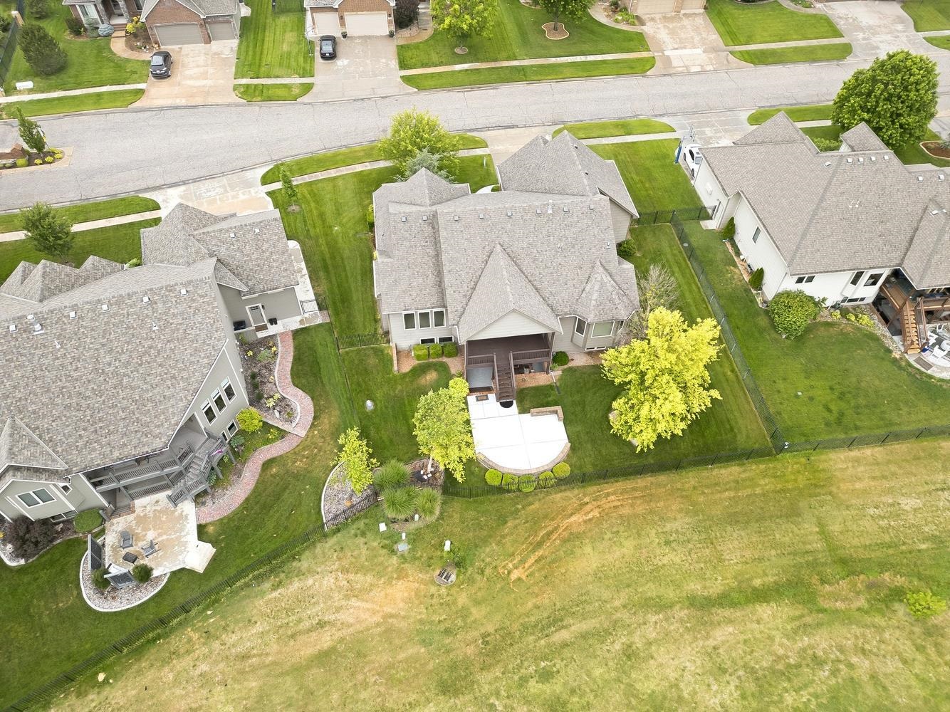 2224 N Rough Creek Rd, Derby, KS 67037