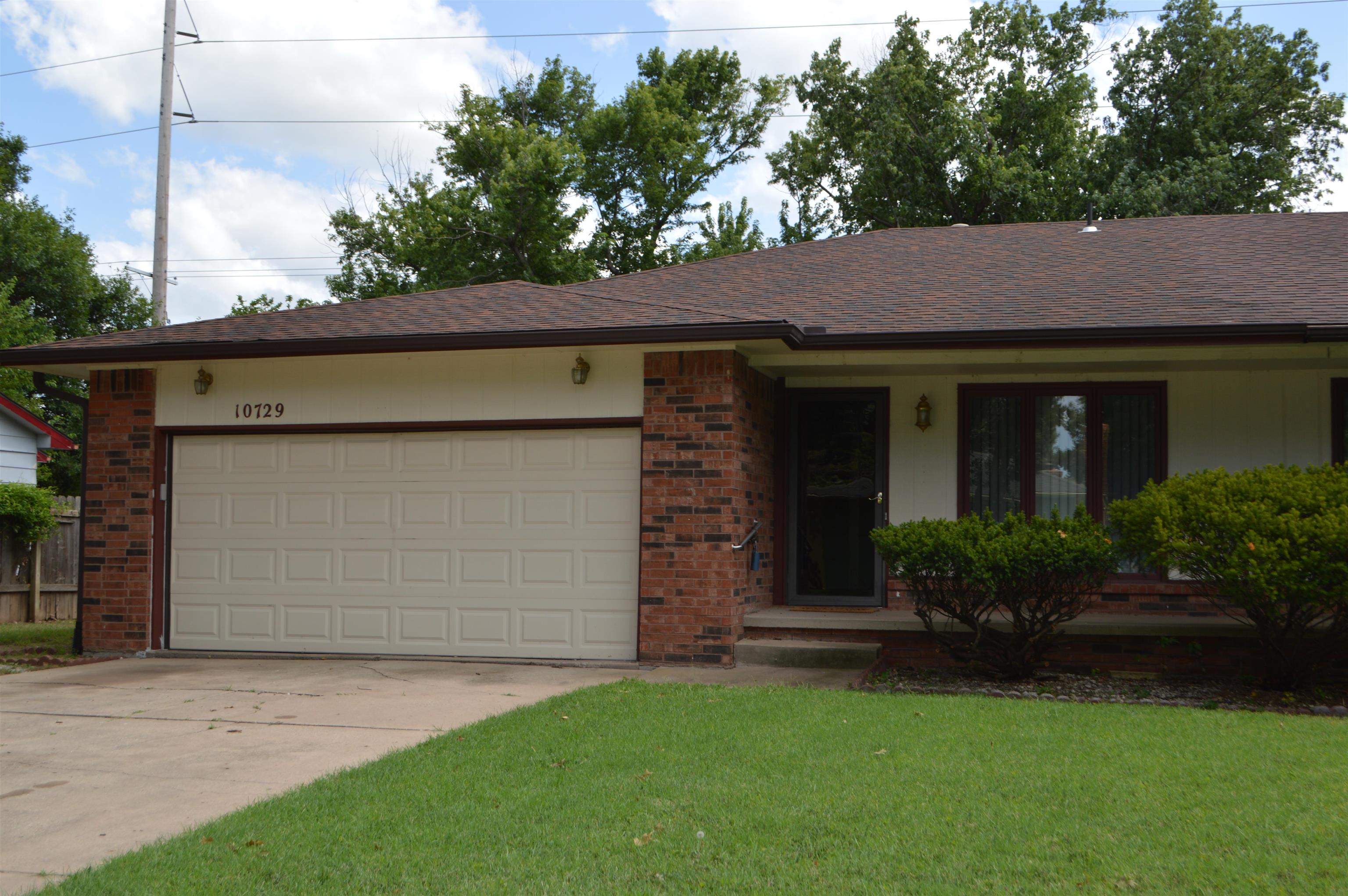 10729 W Nantucket, Wichita, KS 67212