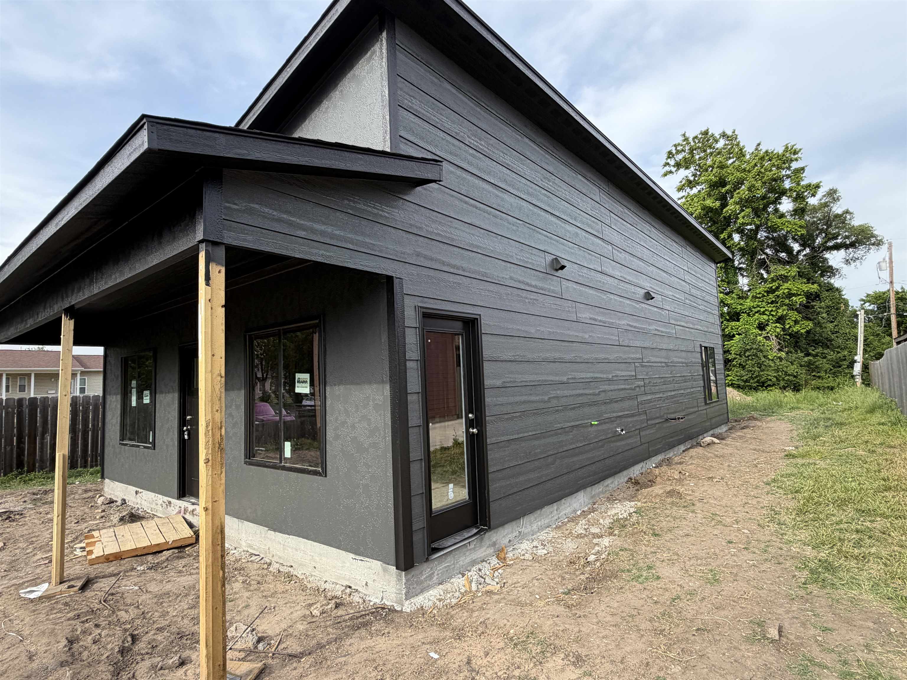 1036 N Cleveland, Wichita, KS 67214