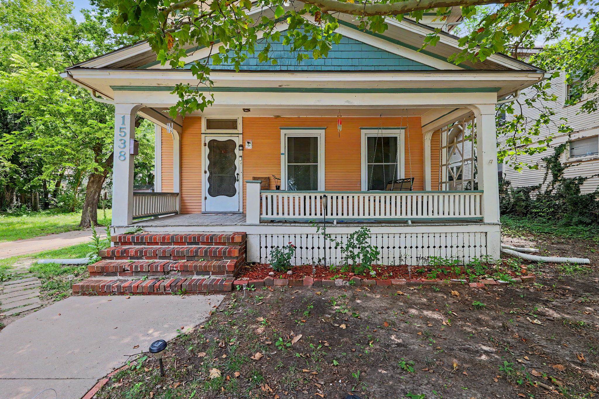 1538 N Holyoke, Wichita, KS 67208