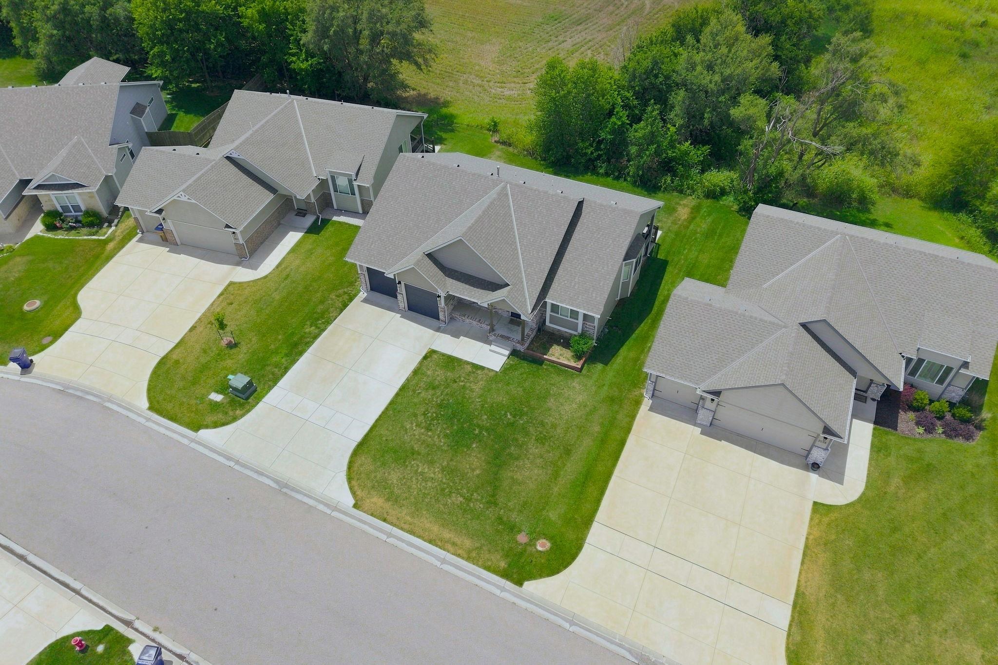 3031 N Susan Ln, Mulvane, KS 67110