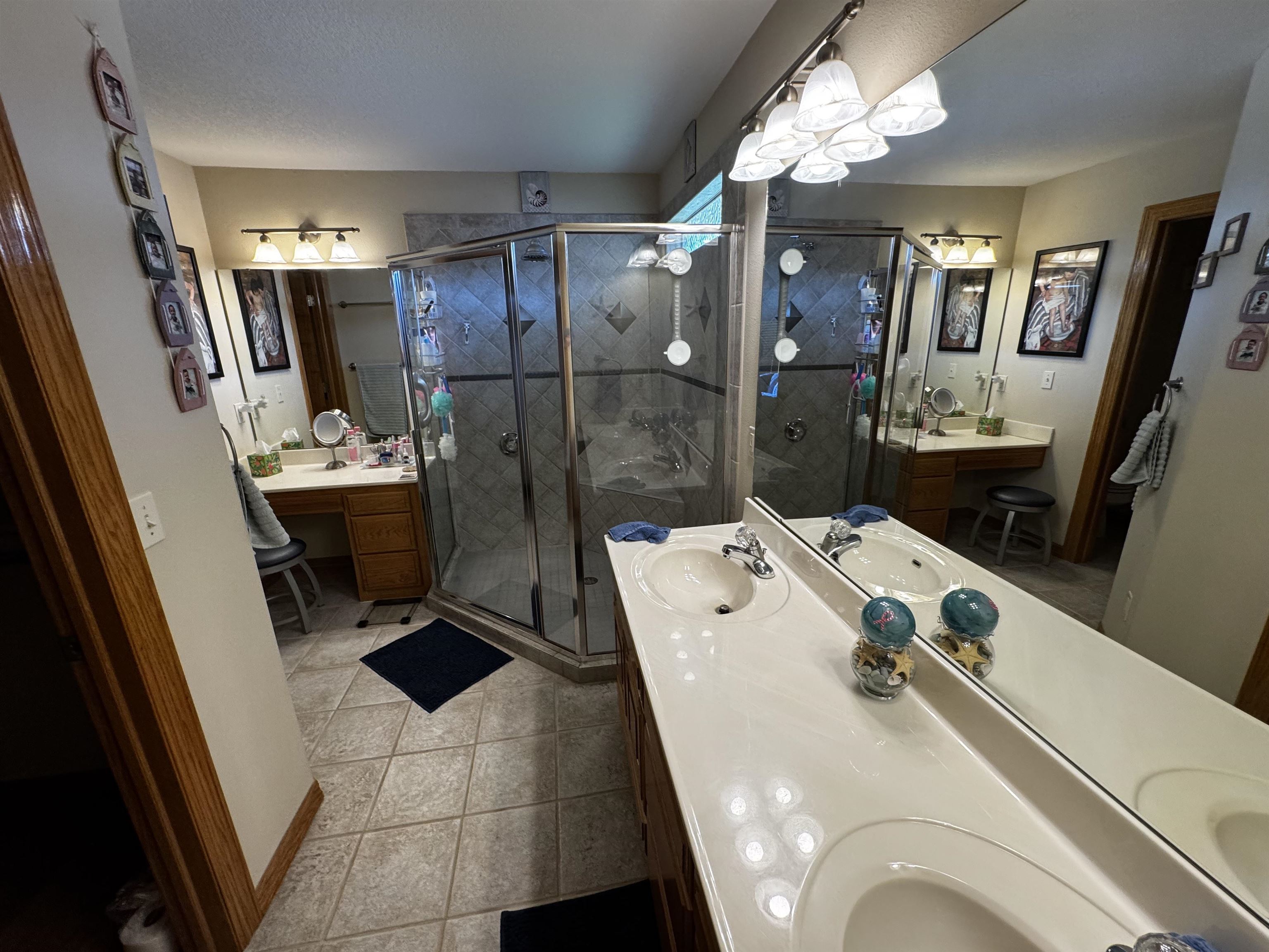1835 E Megan Cir, El Dorado, KS 67042