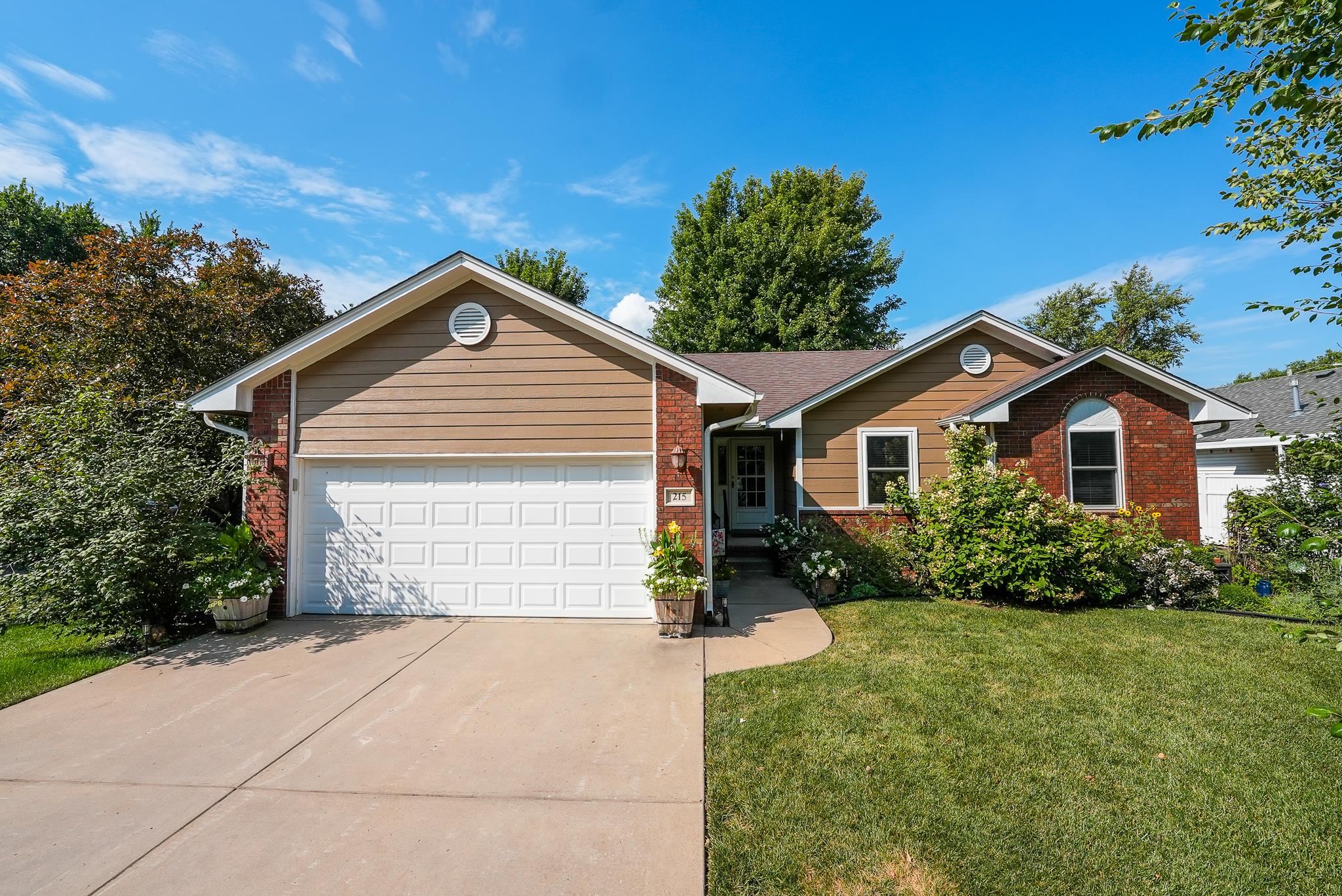 215 E Post Rd, El Dorado, KS 67042