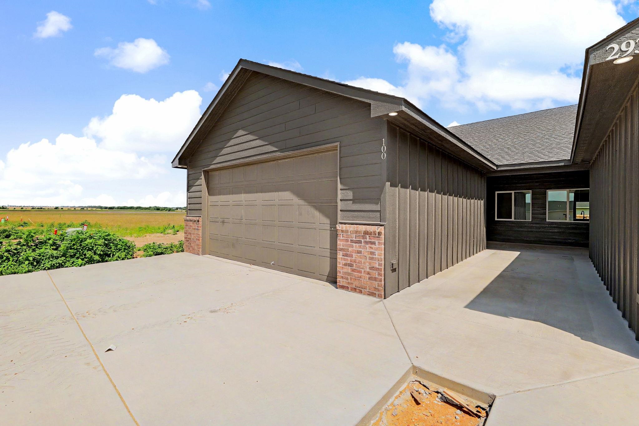 2939 S Cedar Crest Ct #100, Wichita, KS 67235