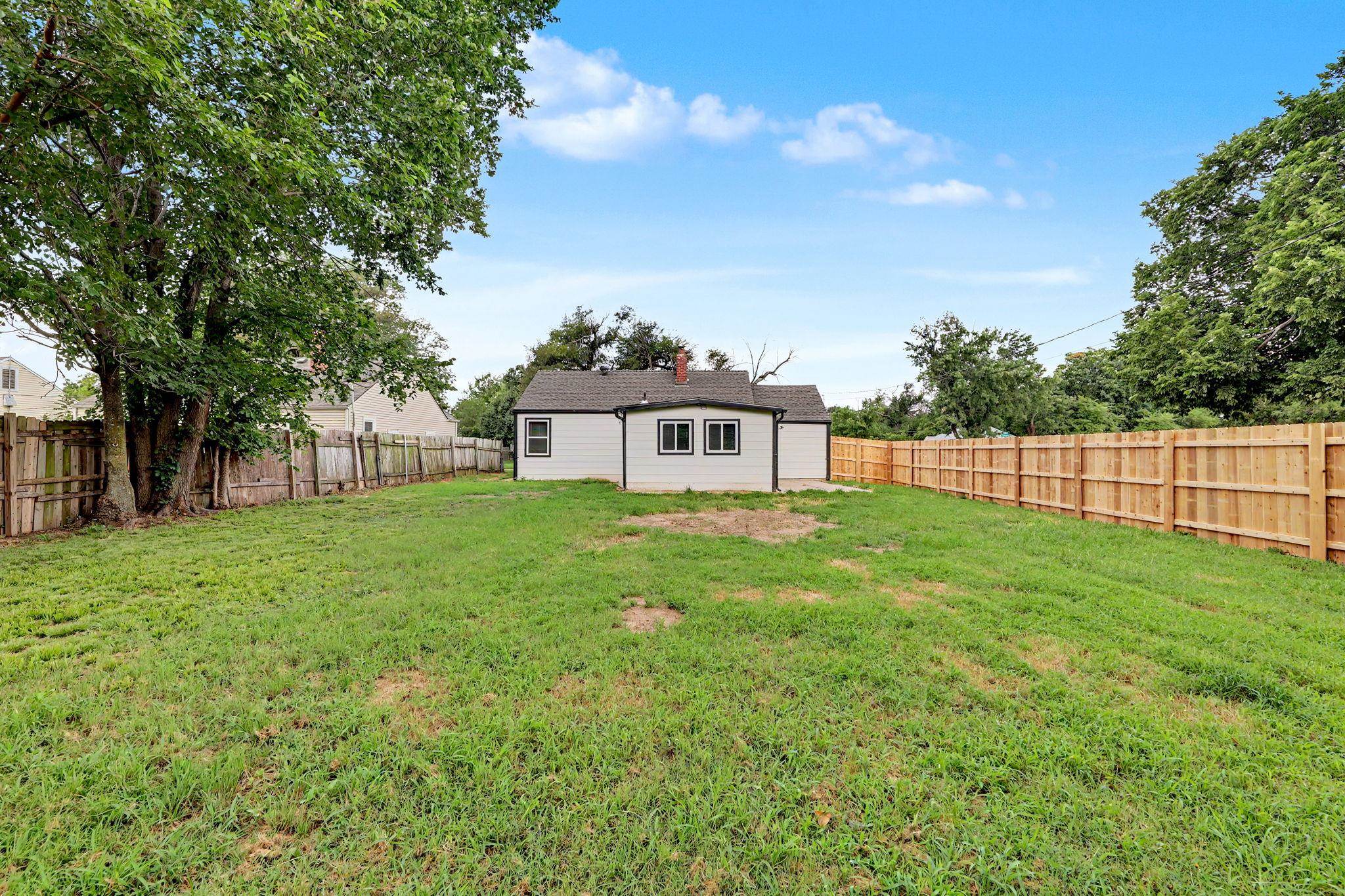 1800 S Millwood, Wichita, KS 67213