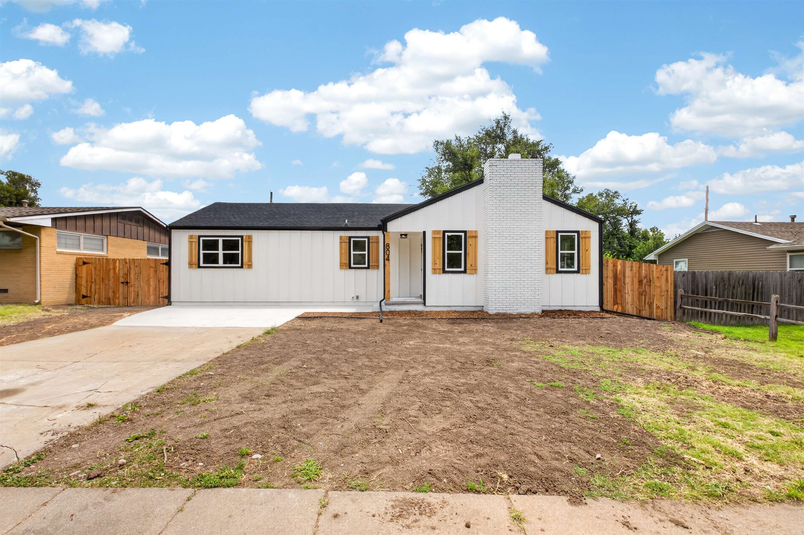 804 Sunset Ln, El Dorado, KS 67042