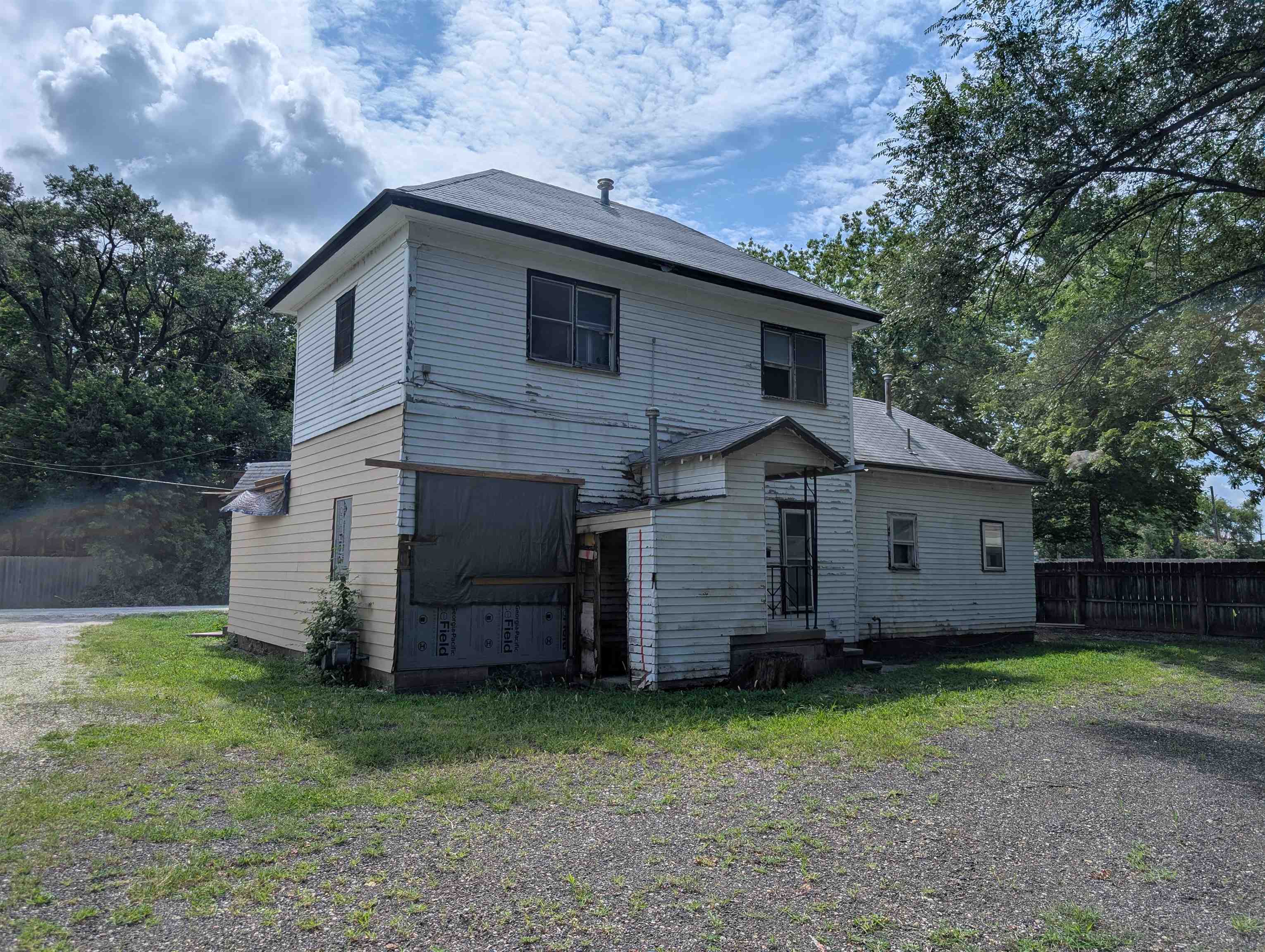 731 Bluff, Augusta, KS 67010
