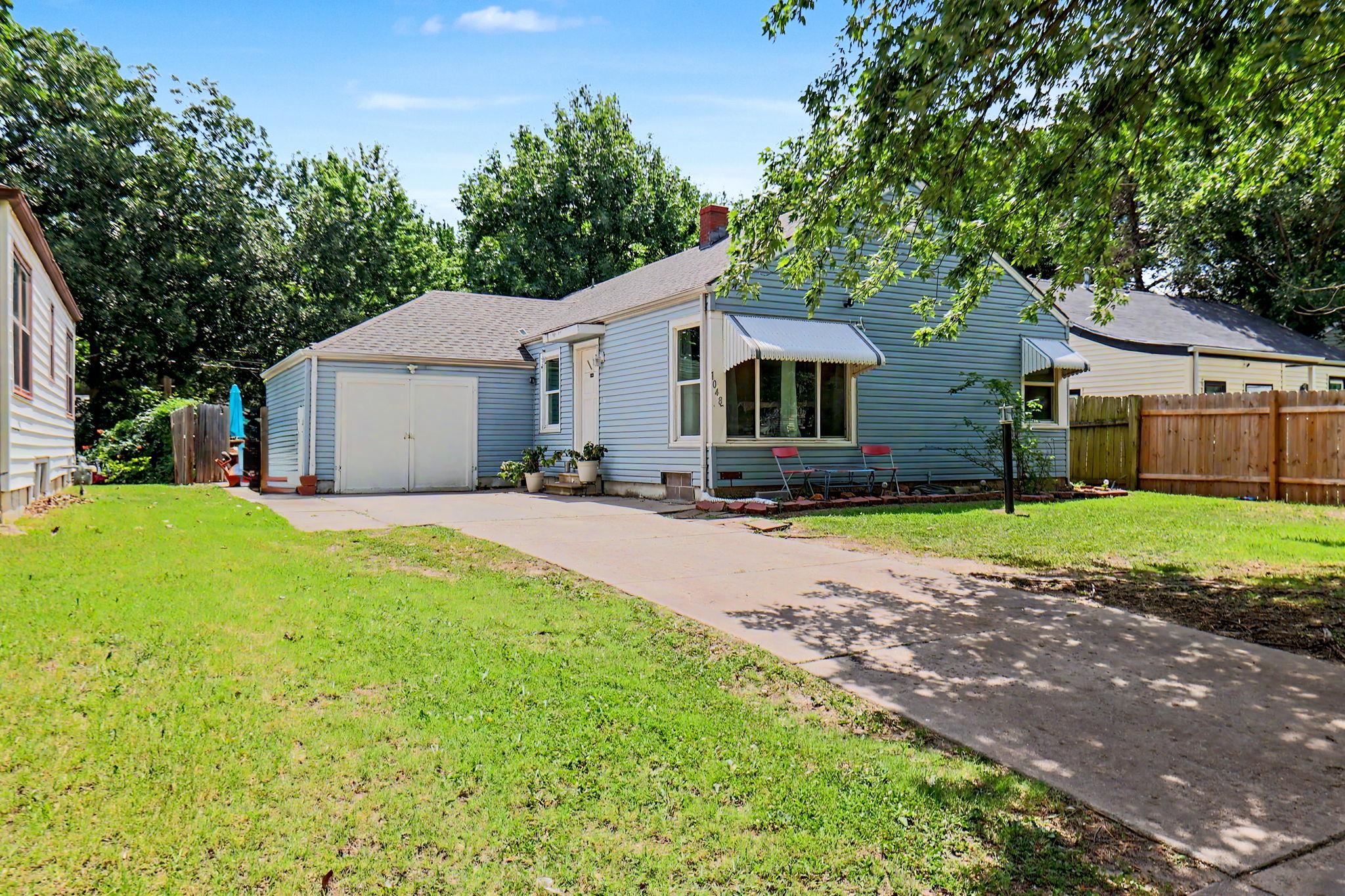 1048 N Pershing St, Wichita, KS 67208