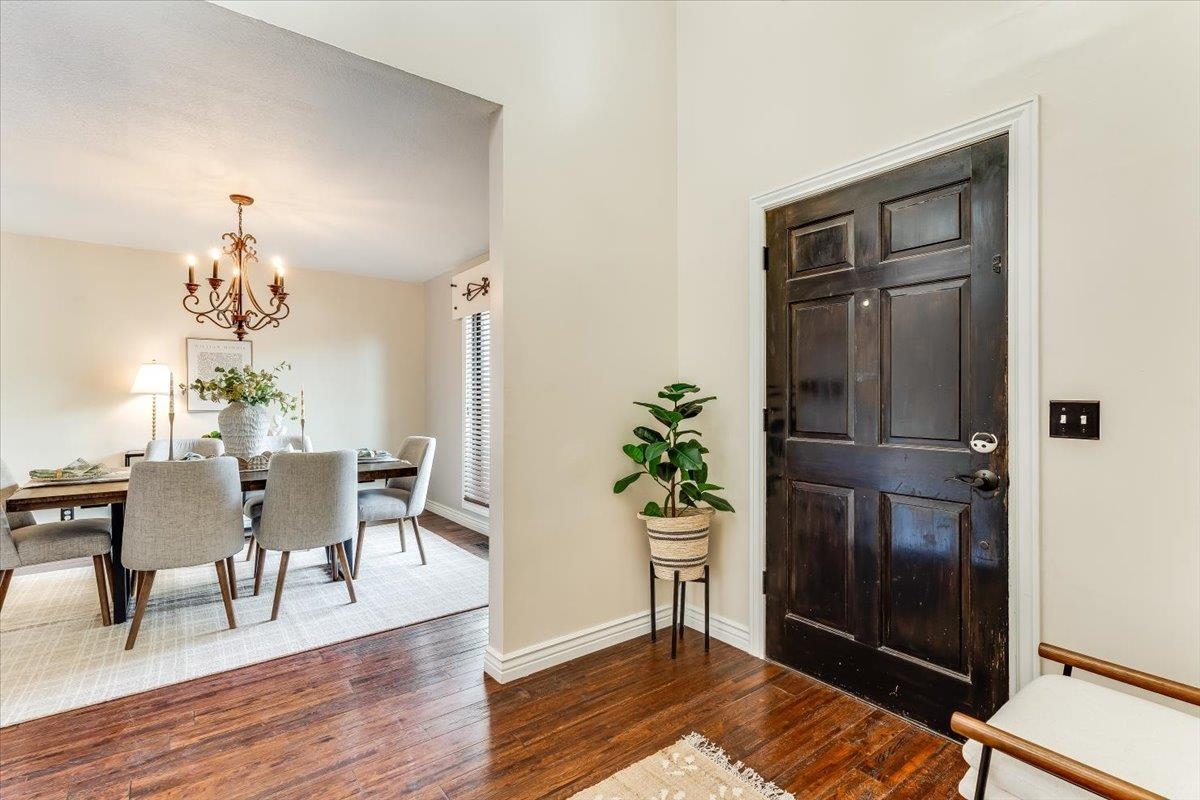 2857 N Tallgrass St, Wichita, KS 67226