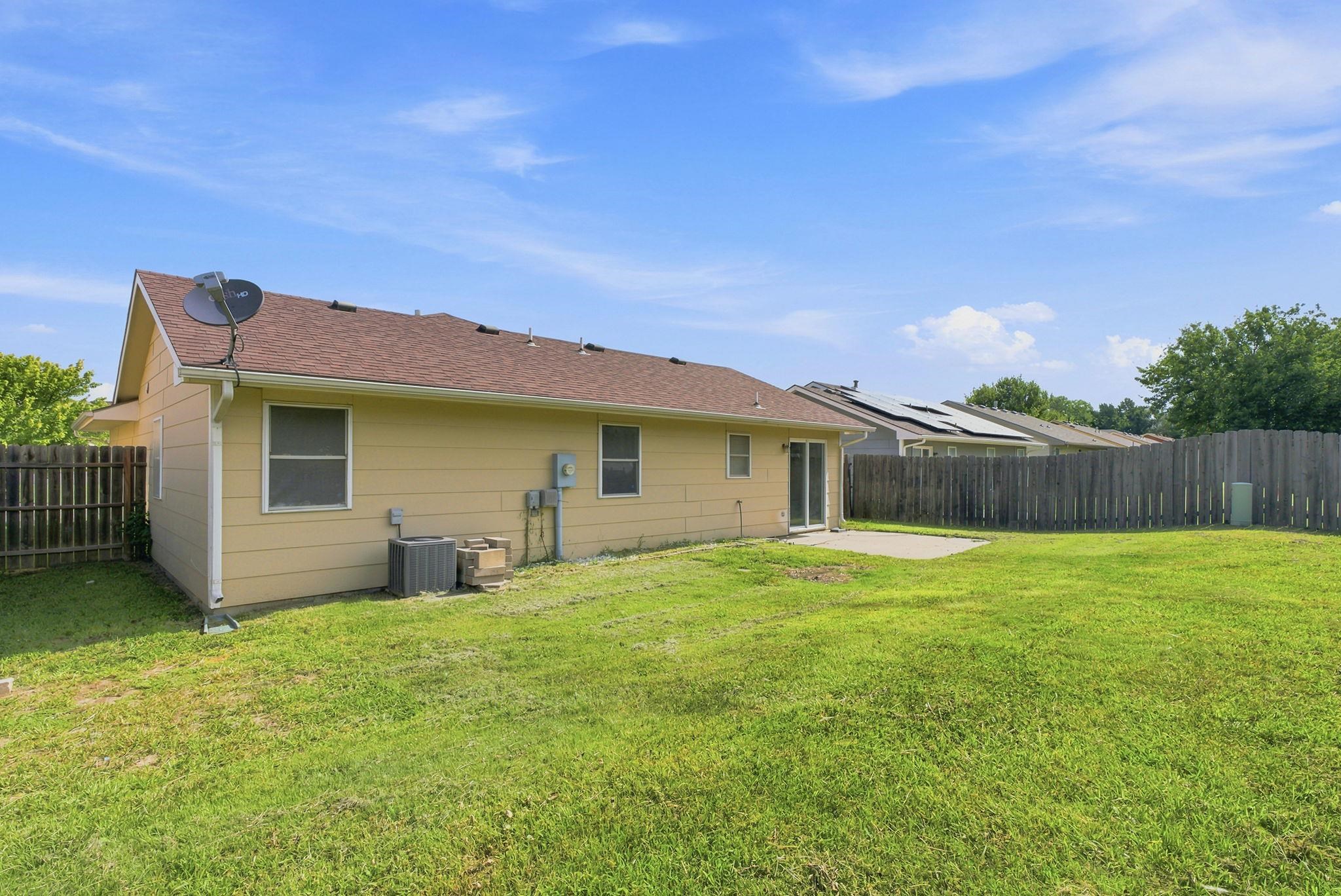 5819 E Pembrook, Wichita, KS 67220