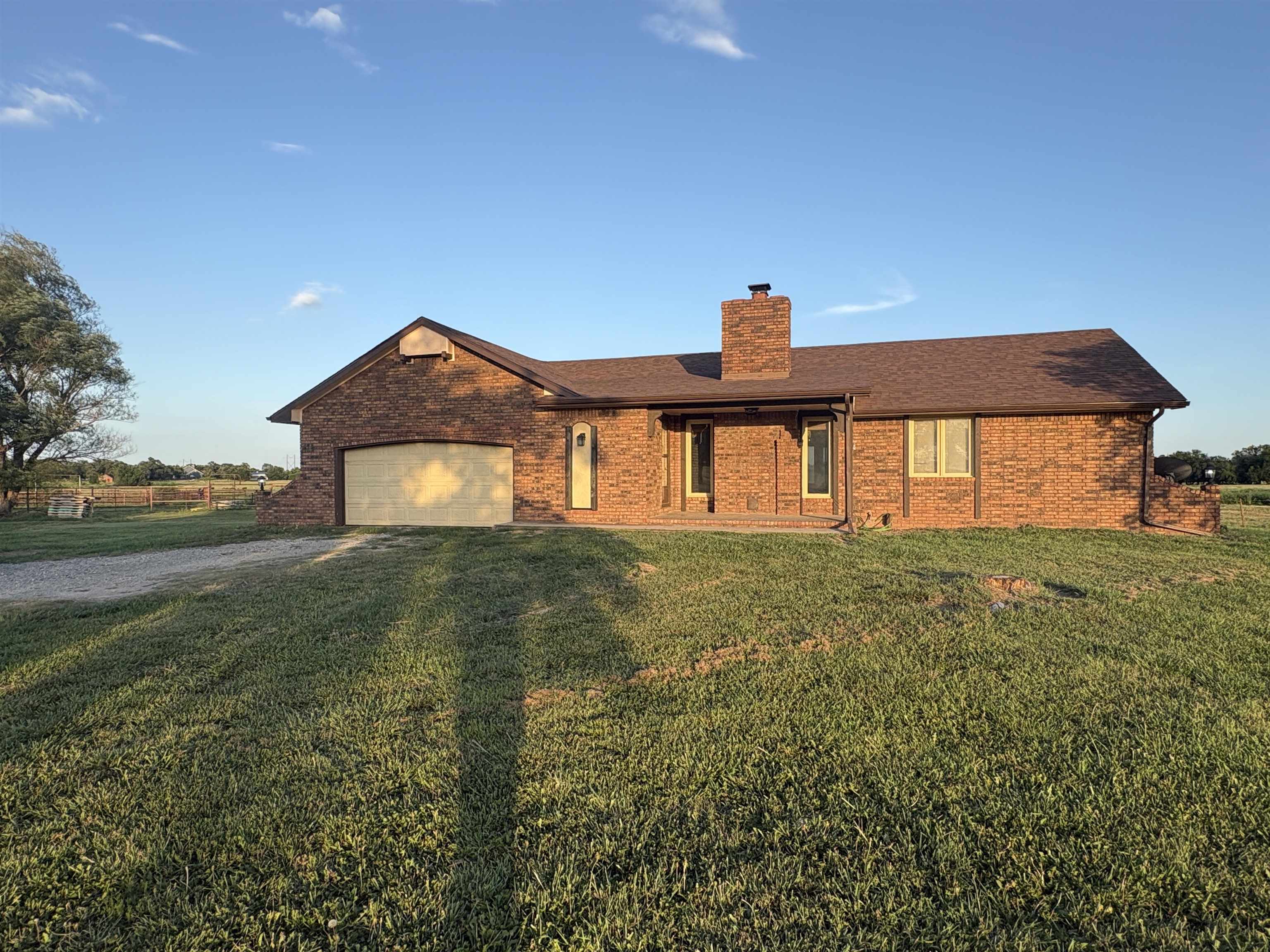 4457 SW 120th St, Augusta, KS 67010