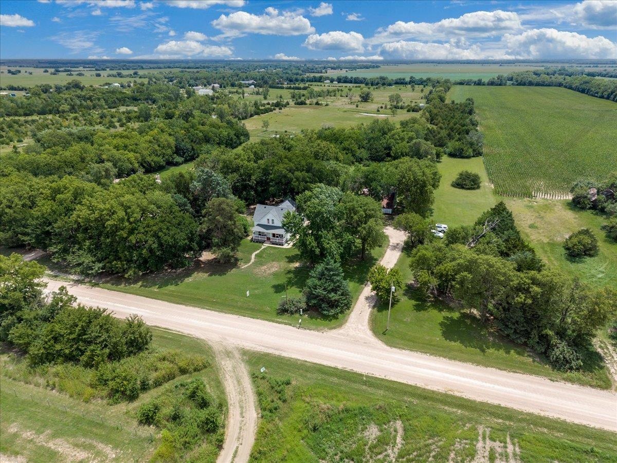 10809 W 95th St S, Clearwater, KS 67026