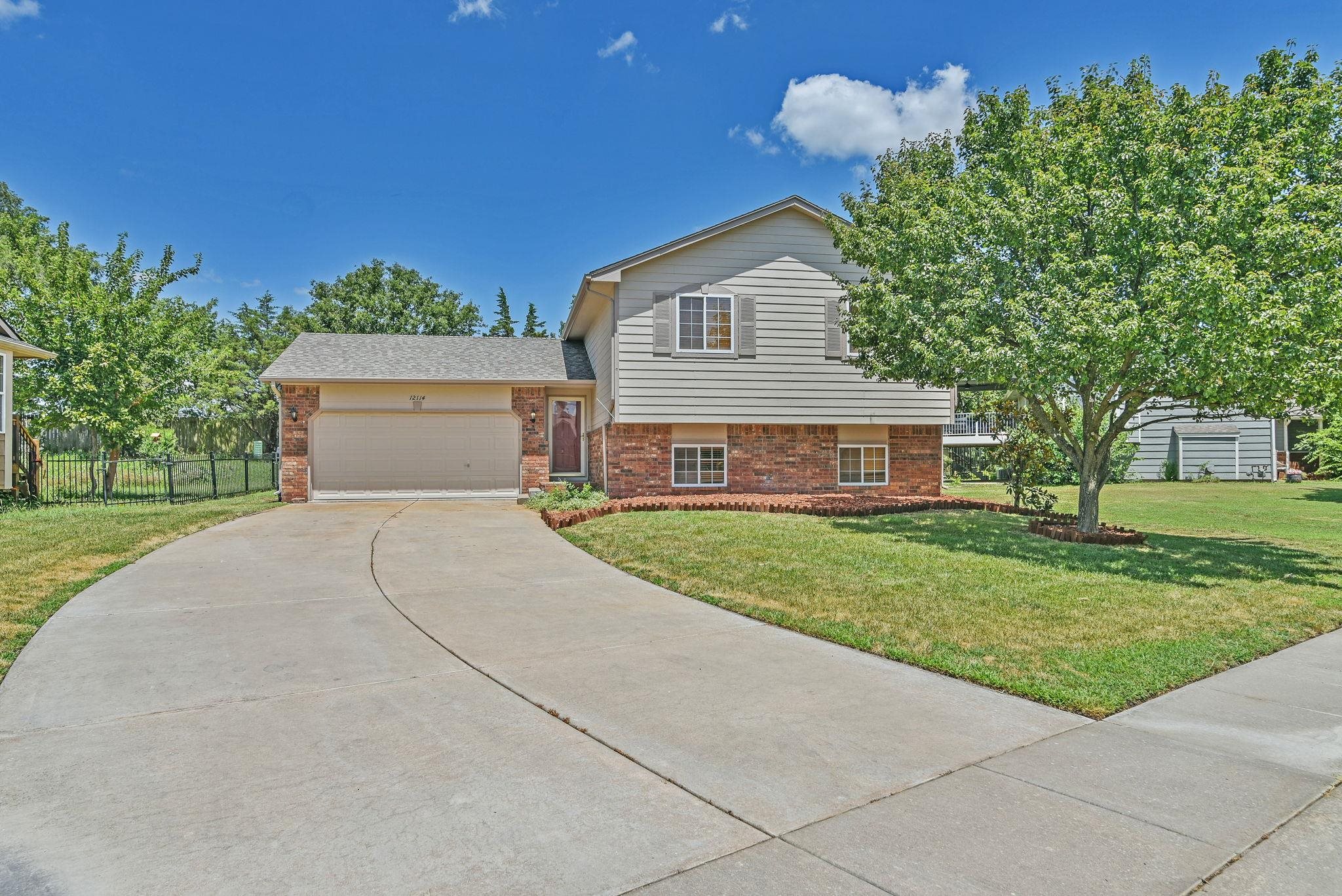 12114 E Laguna, Wichita, KS 67207
