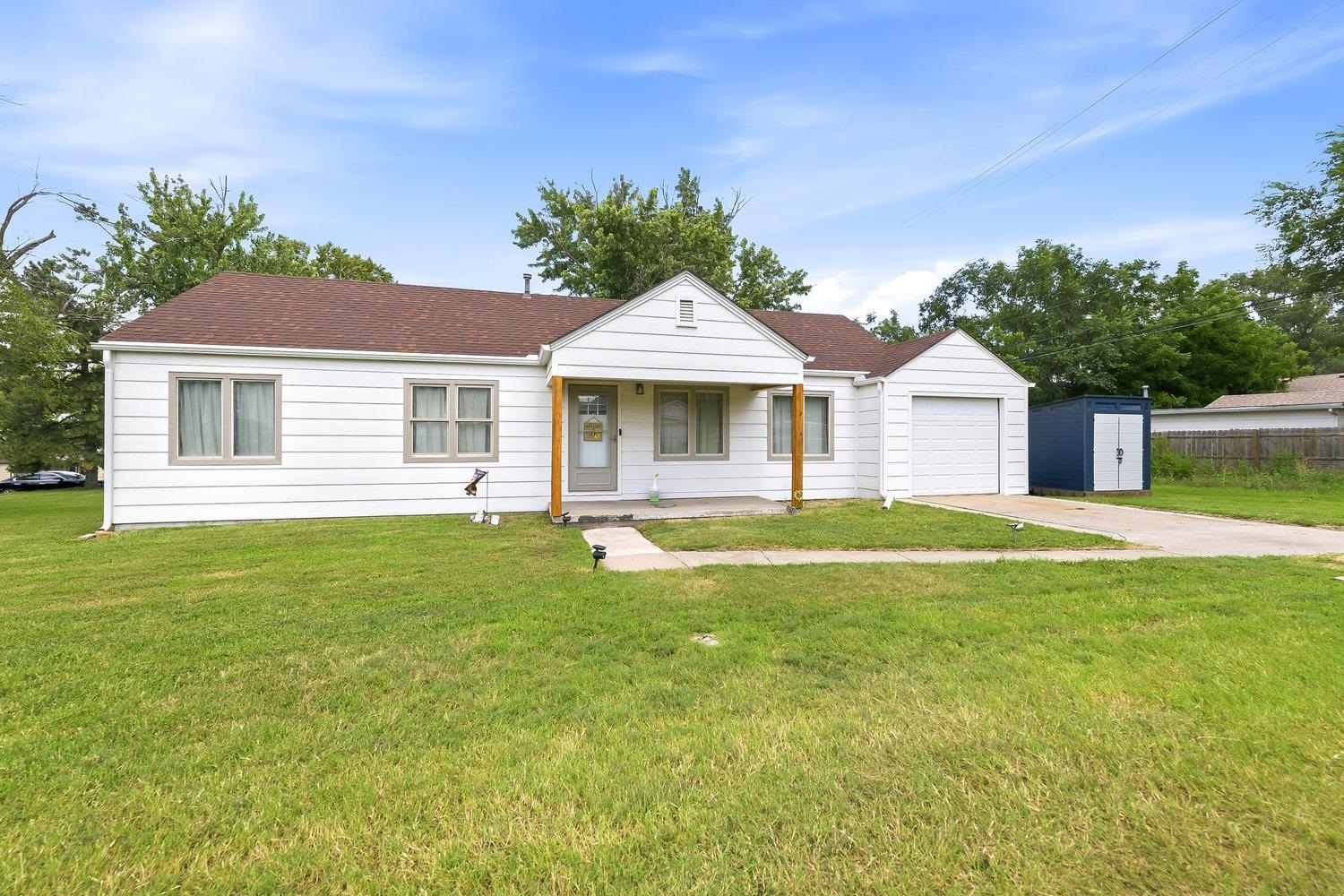 1206 N Bobbie, Augusta, KS 67010