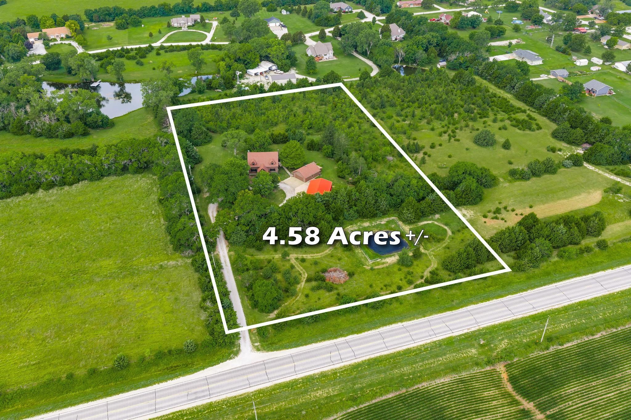 6619 SW Santa Fe Lake Rd, Augusta, KS 67010