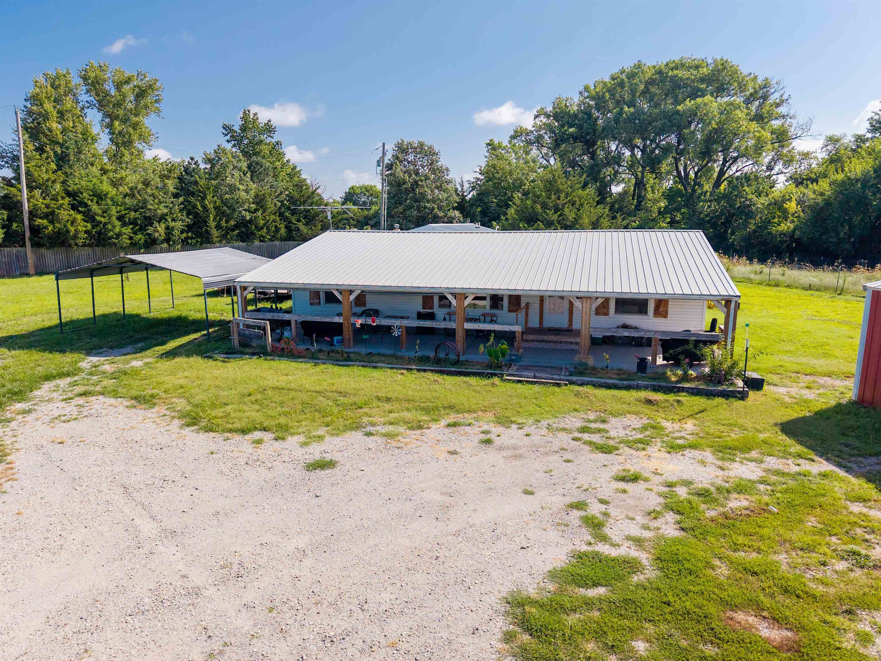 10150 SE Turkey Creek Rd, Leon, KS 67074